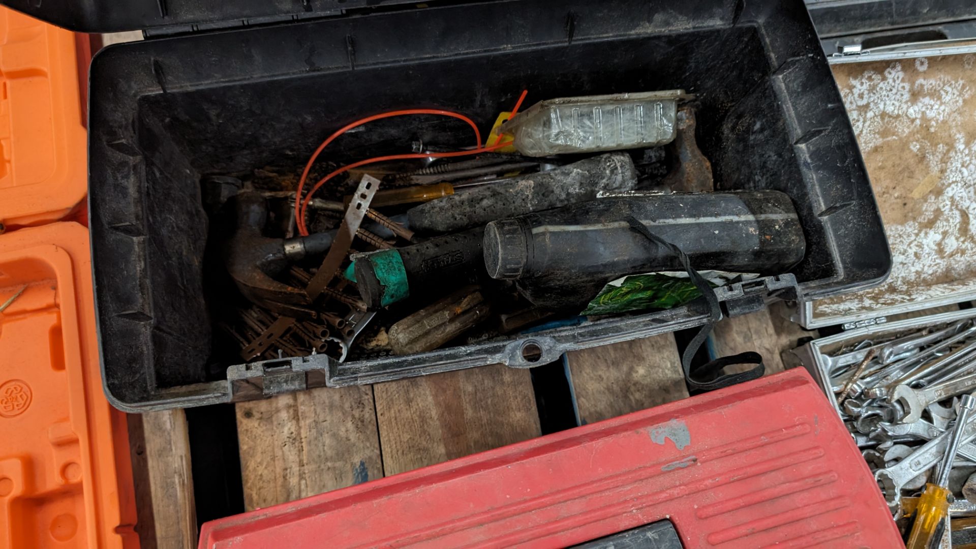 The contents of a pallet of tool kits/toolboxes & contents including good quantity of bit sets - Image 7 of 9