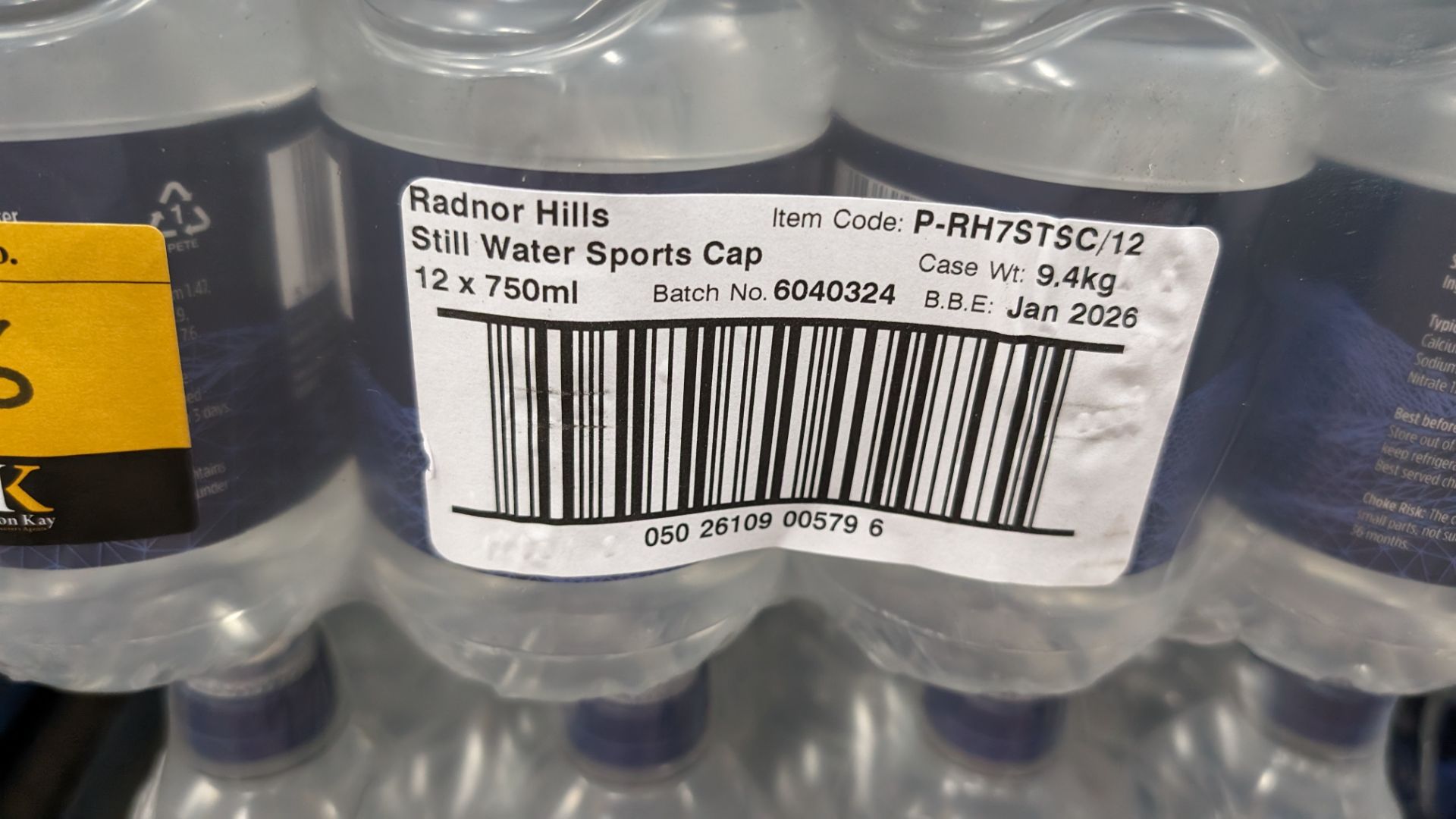 72 off 750ml bottles of Radnor Hills still water, best before date January 2026 - Image 4 of 4