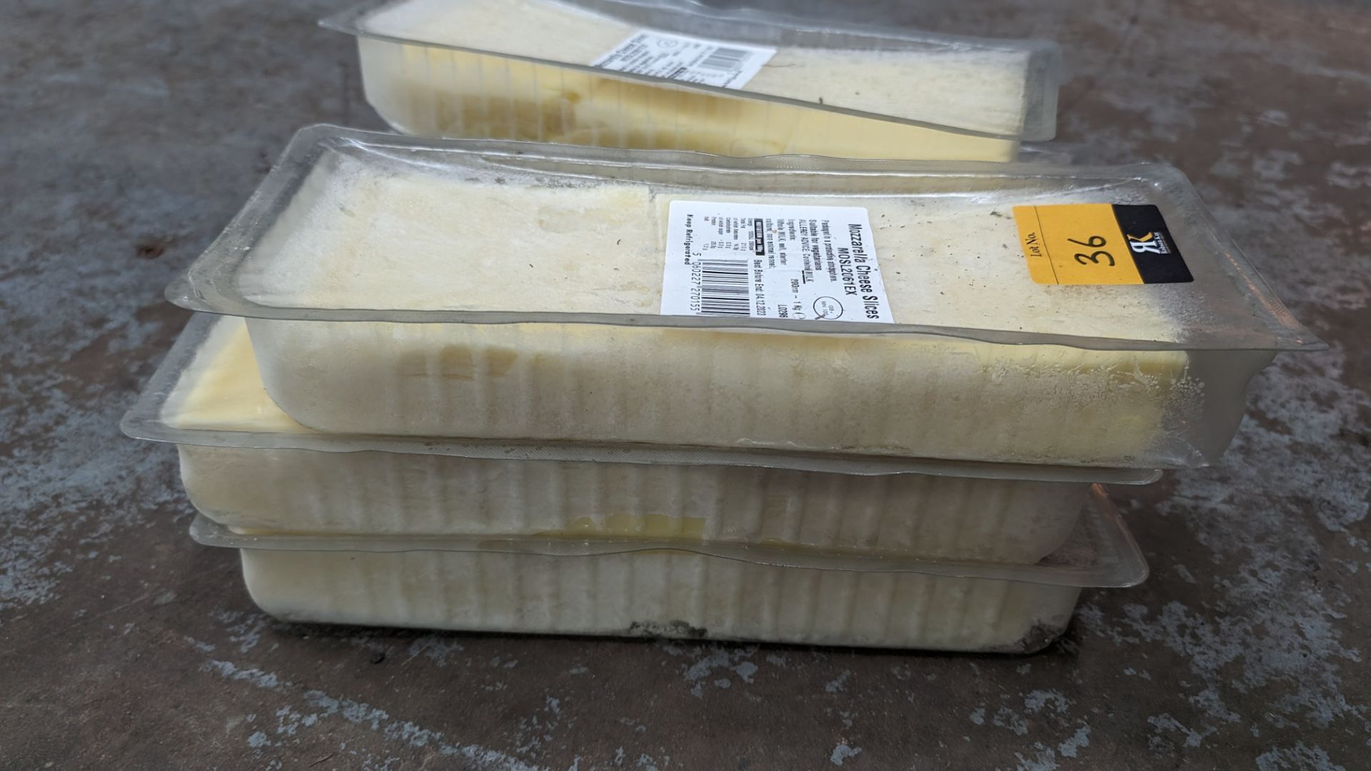 6 off 1kg packs of mozzarella cheese slices, suitable for vegetarians, best before date December 202 - Image 4 of 6