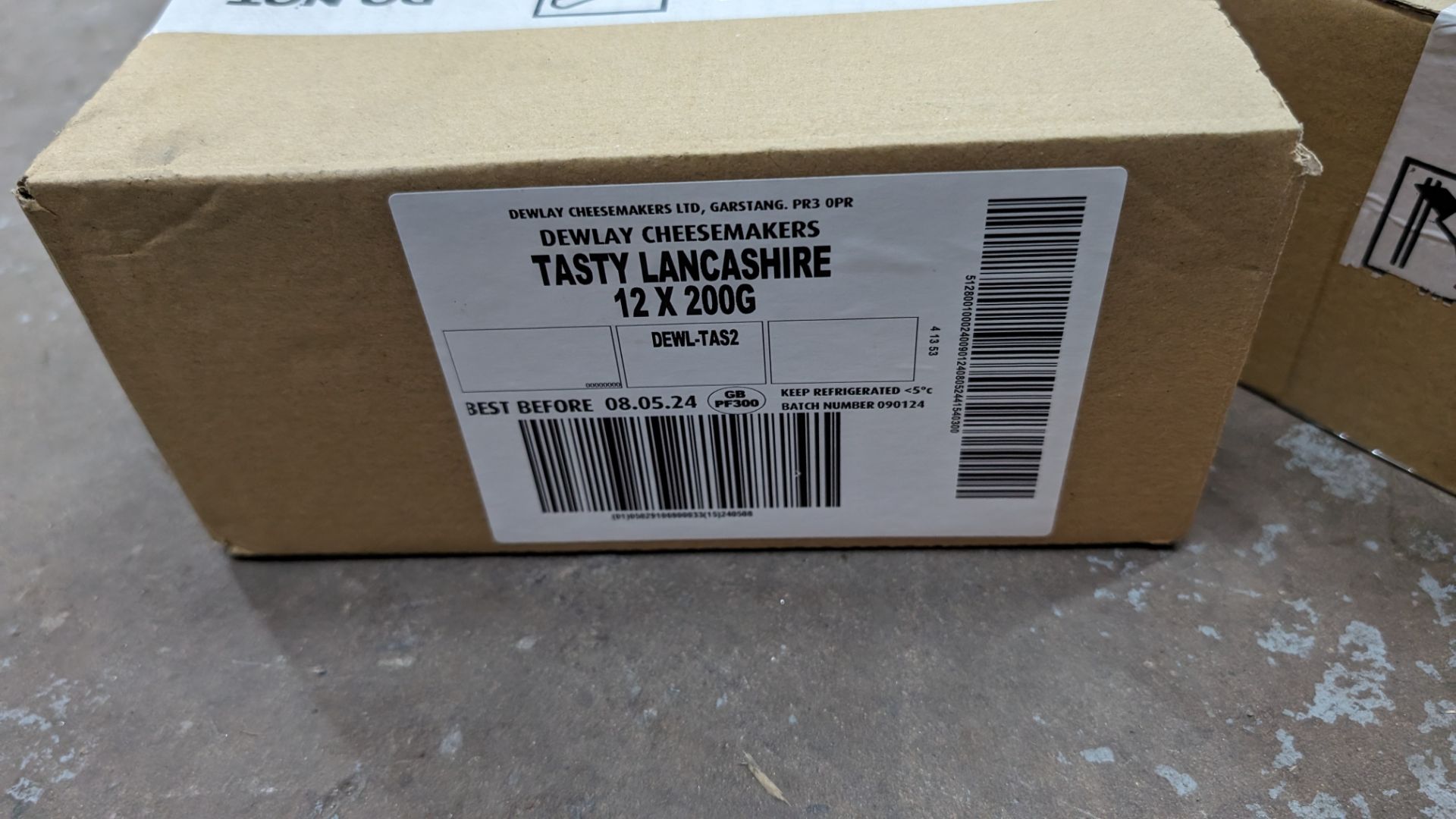 2 boxes (1 off Tasty and 1 off Crumbly) each containing 12 off 200g packs of Dewlay Lancashire with - Image 3 of 5