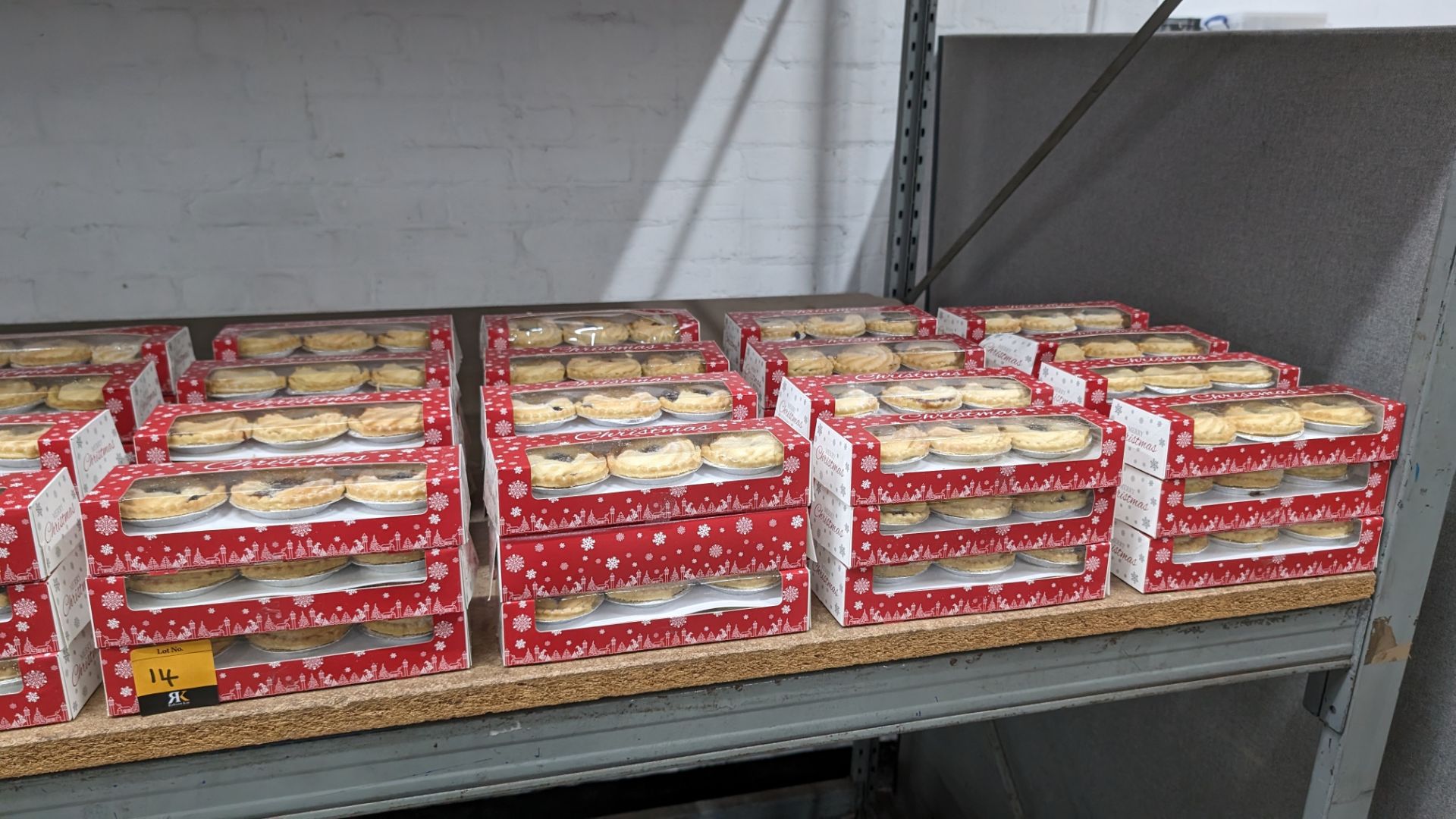 48 off 6 packs of Christmas mince pies. Each pack contains 6 pies on 2 layers & comes in Merry Chri