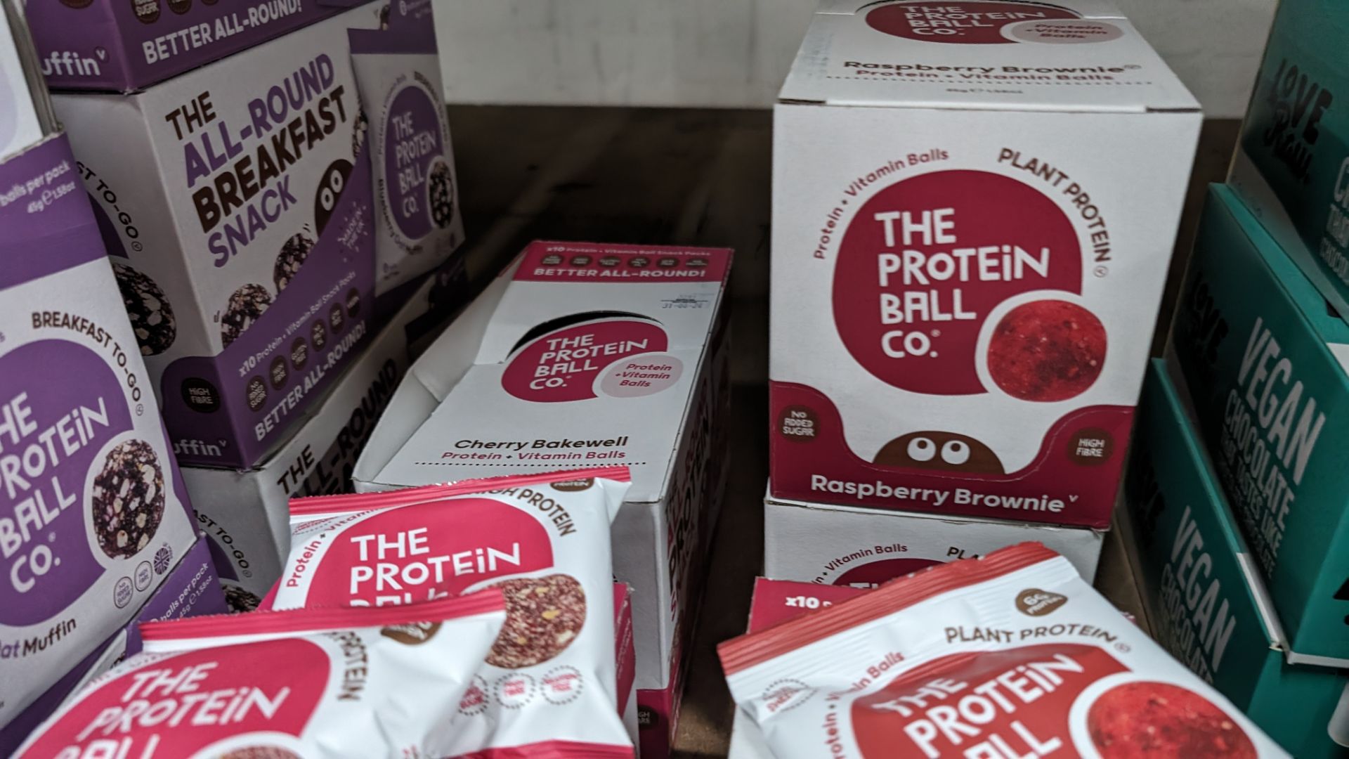 17 boxes of The Protein Ball Co breakfast to-go. Each box contains 10 snack packs although it shoul - Image 10 of 10