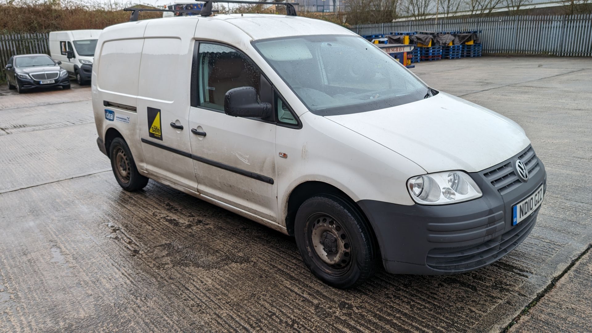 2010 Volkswagen Caddy Maxi C20 TDi 104 panel van