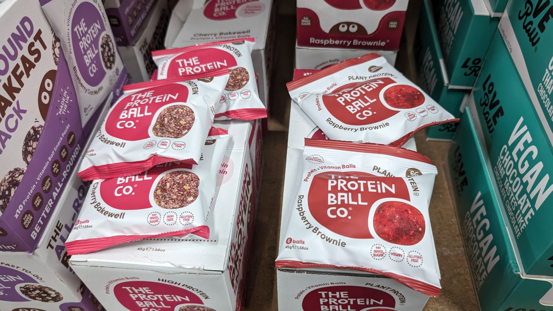 17 boxes of The Protein Ball Co breakfast to-go. Each box contains 10 snack packs although it shoul - Image 6 of 10