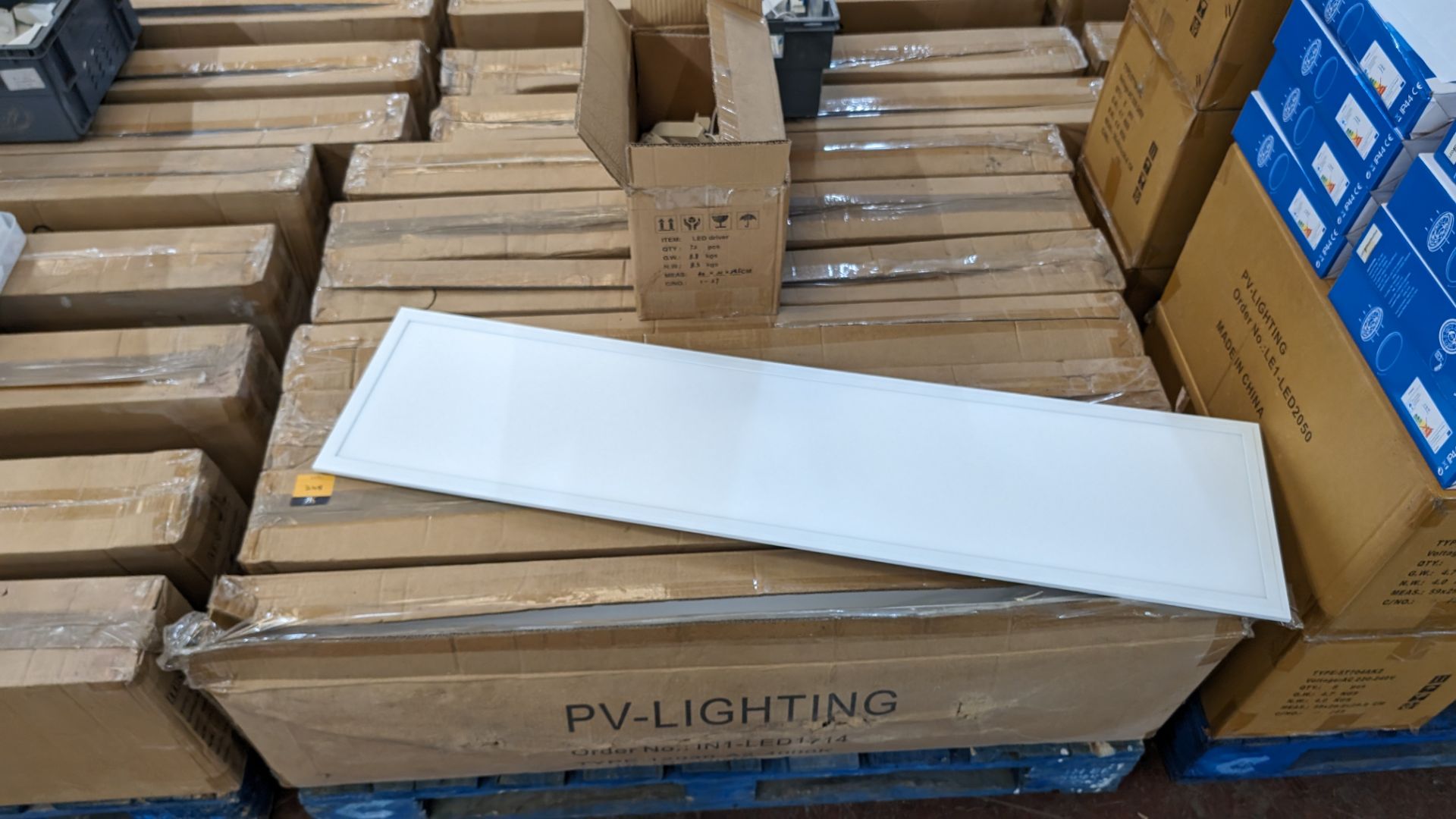 26 off Elegance Premium Eco 1195mm x 295mm LED lighting panels. 4000k. 32/36w input power. 36w dr - Image 2 of 7