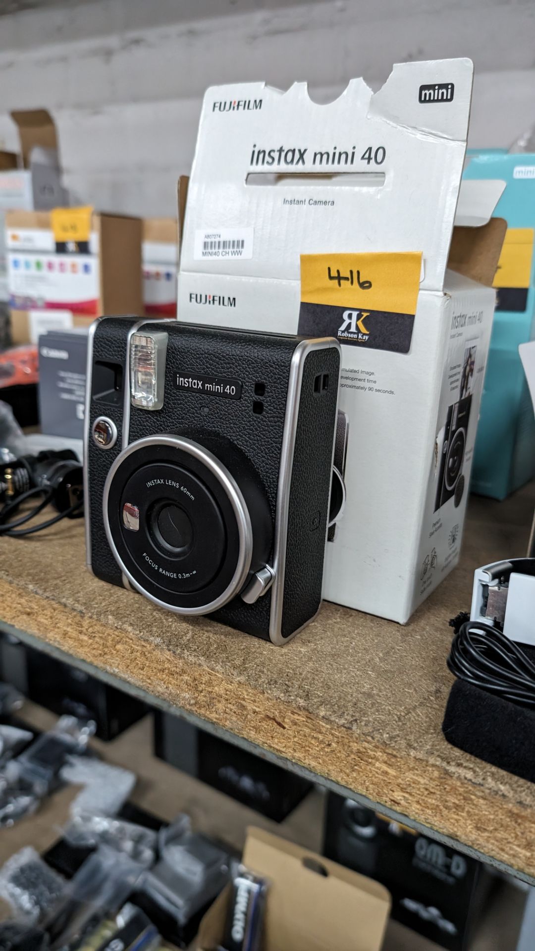 Fujifilm Instax Mini 40 instant camera - Bild 3 aus 12