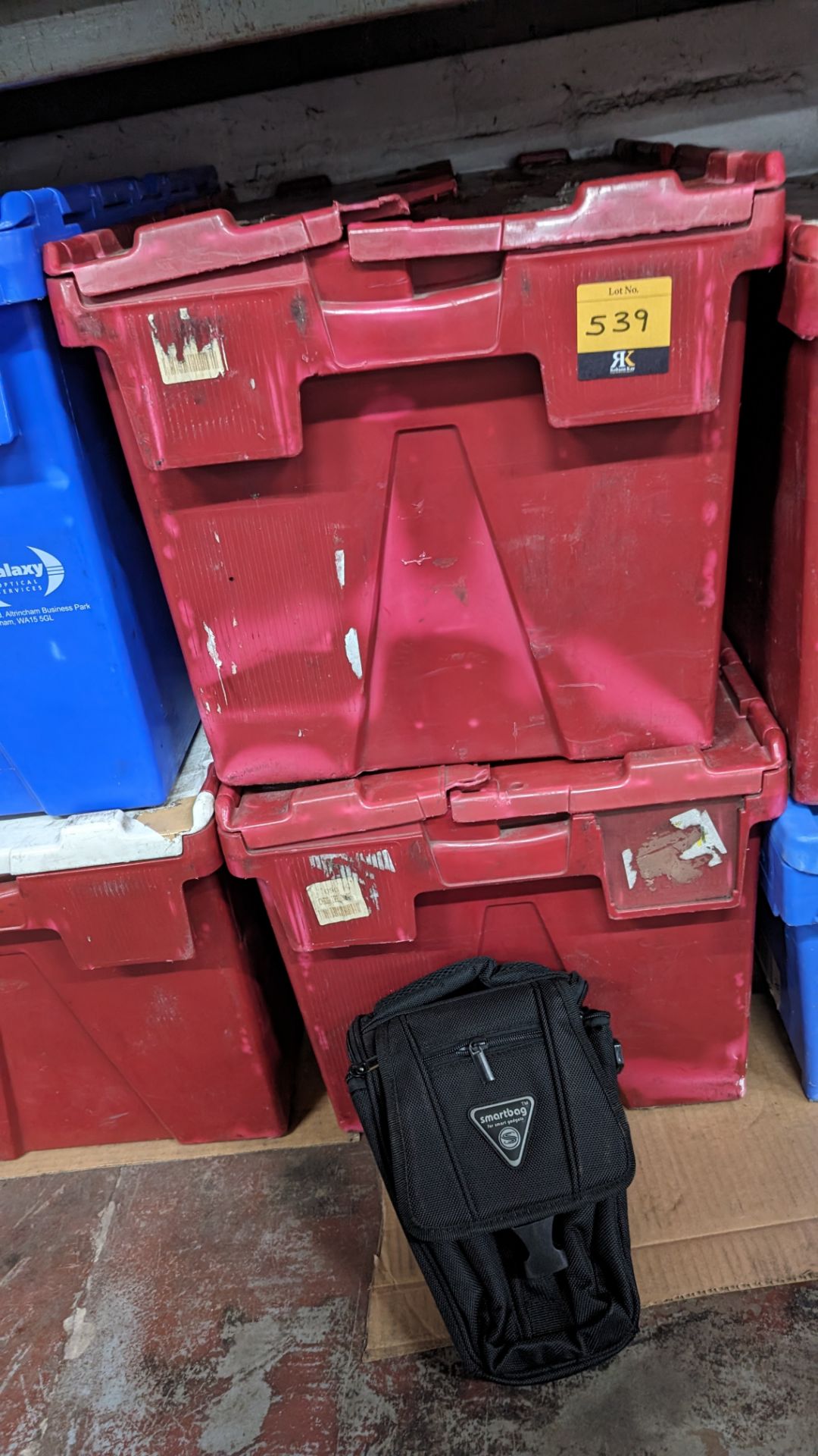 20 off camera bags - no straps. The contents of 2 crates - Image 2 of 5