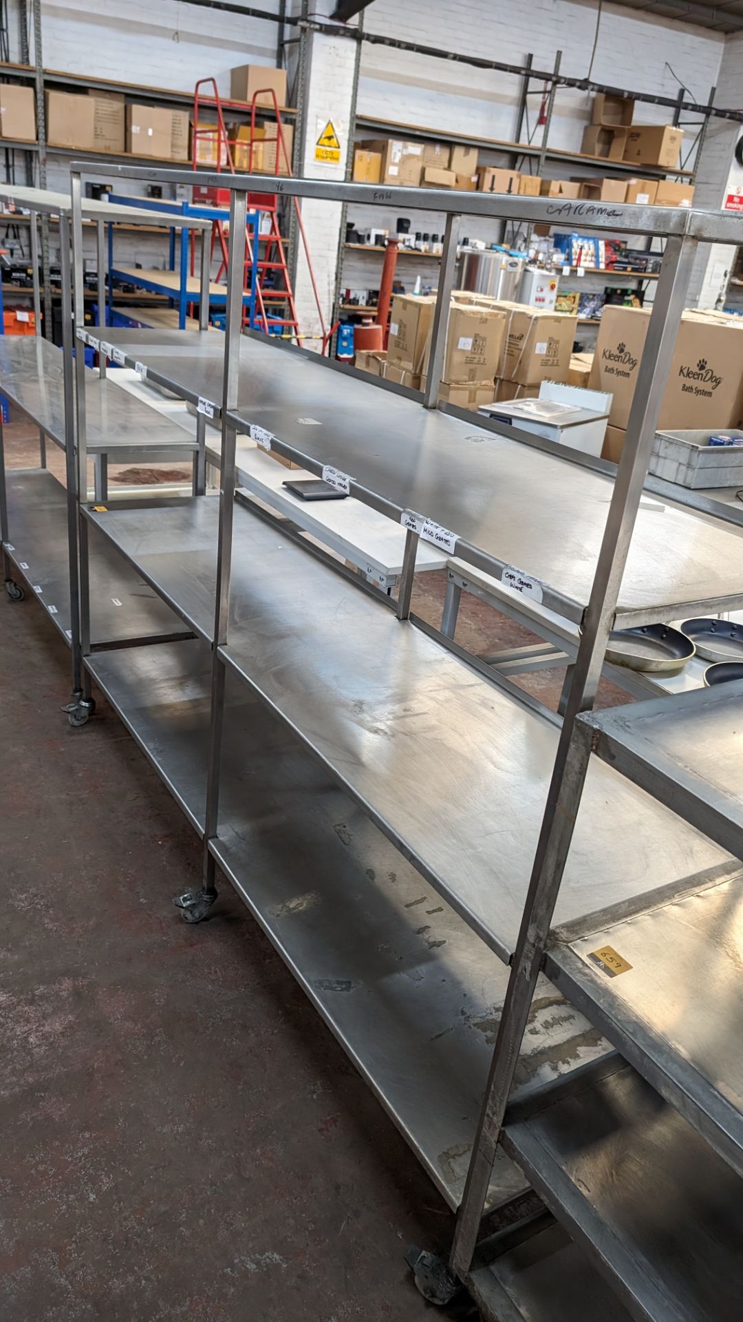 Large stainless steel 4-tier mobile shelving unit with max dimensions of approximately 2,450mm x 580 - Image 4 of 4