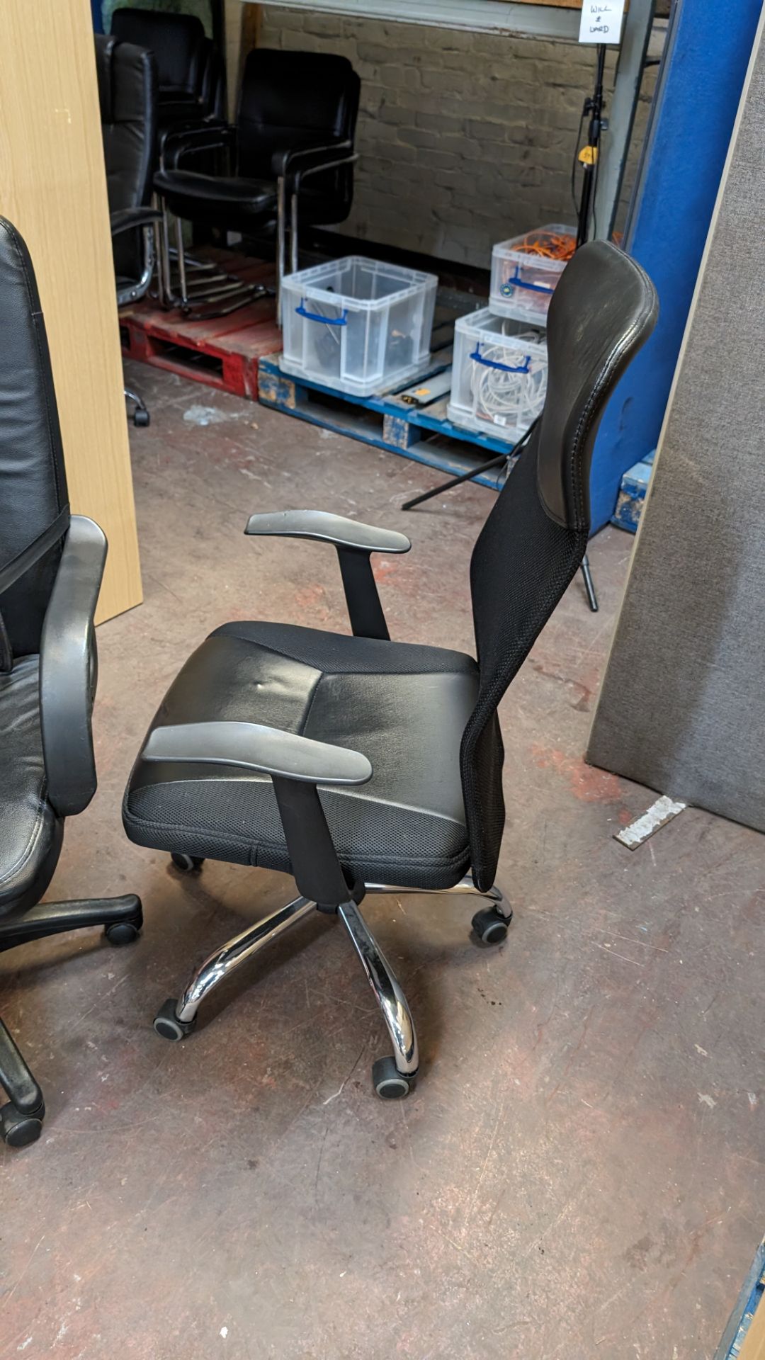 2 off assorted black high back chairs - Image 4 of 5