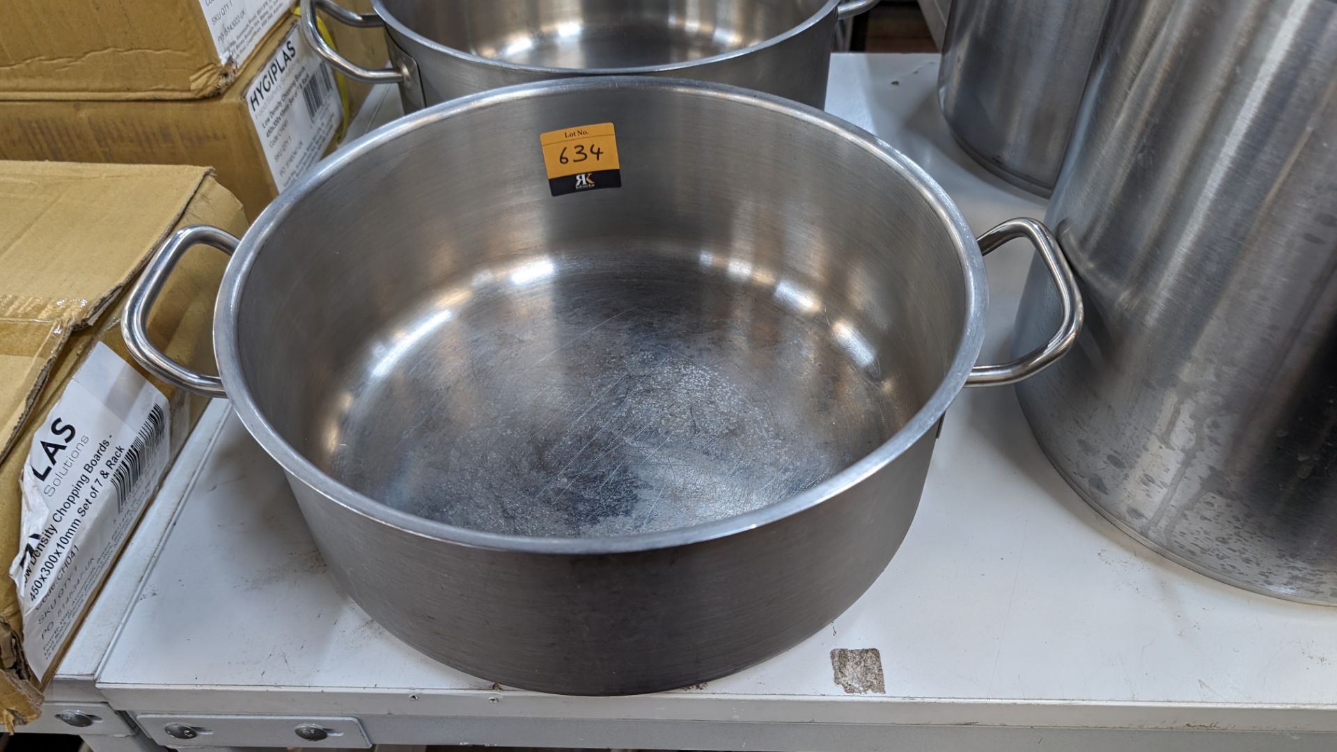 7 assorted large stock pots and similar - Image 3 of 9