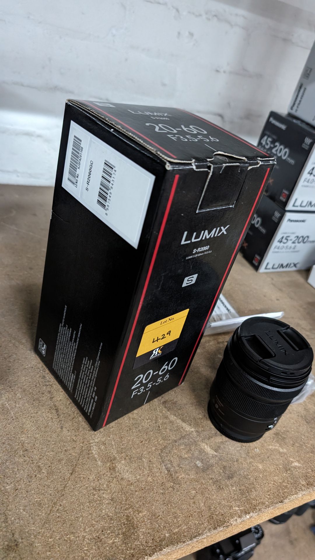Panasonic Lumix model S-R2060 lens, 20-60mm, f3.5-5.6 - Bild 14 aus 14