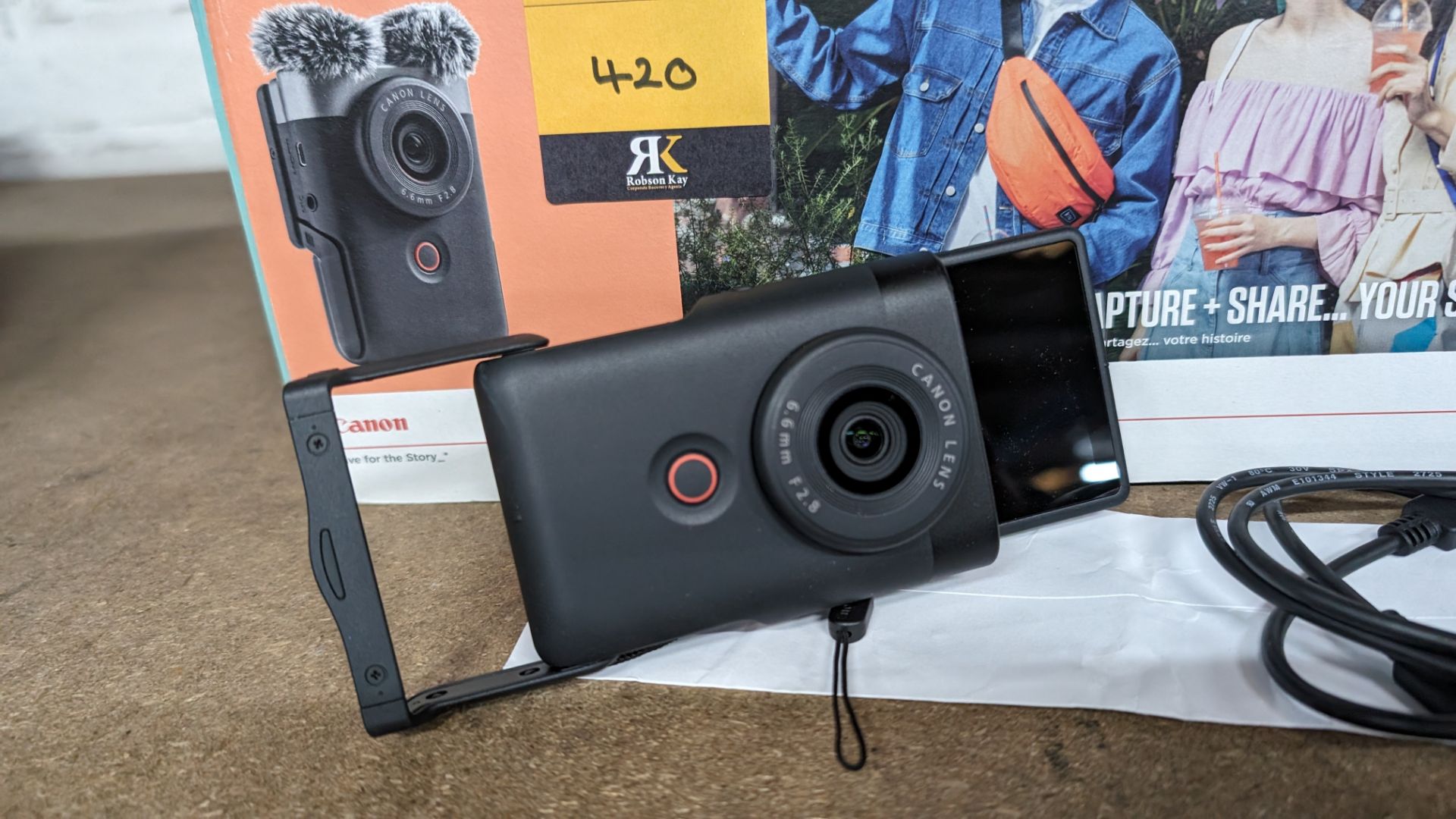 Canon PowerShot V10 vlogging kit - Image 21 of 22