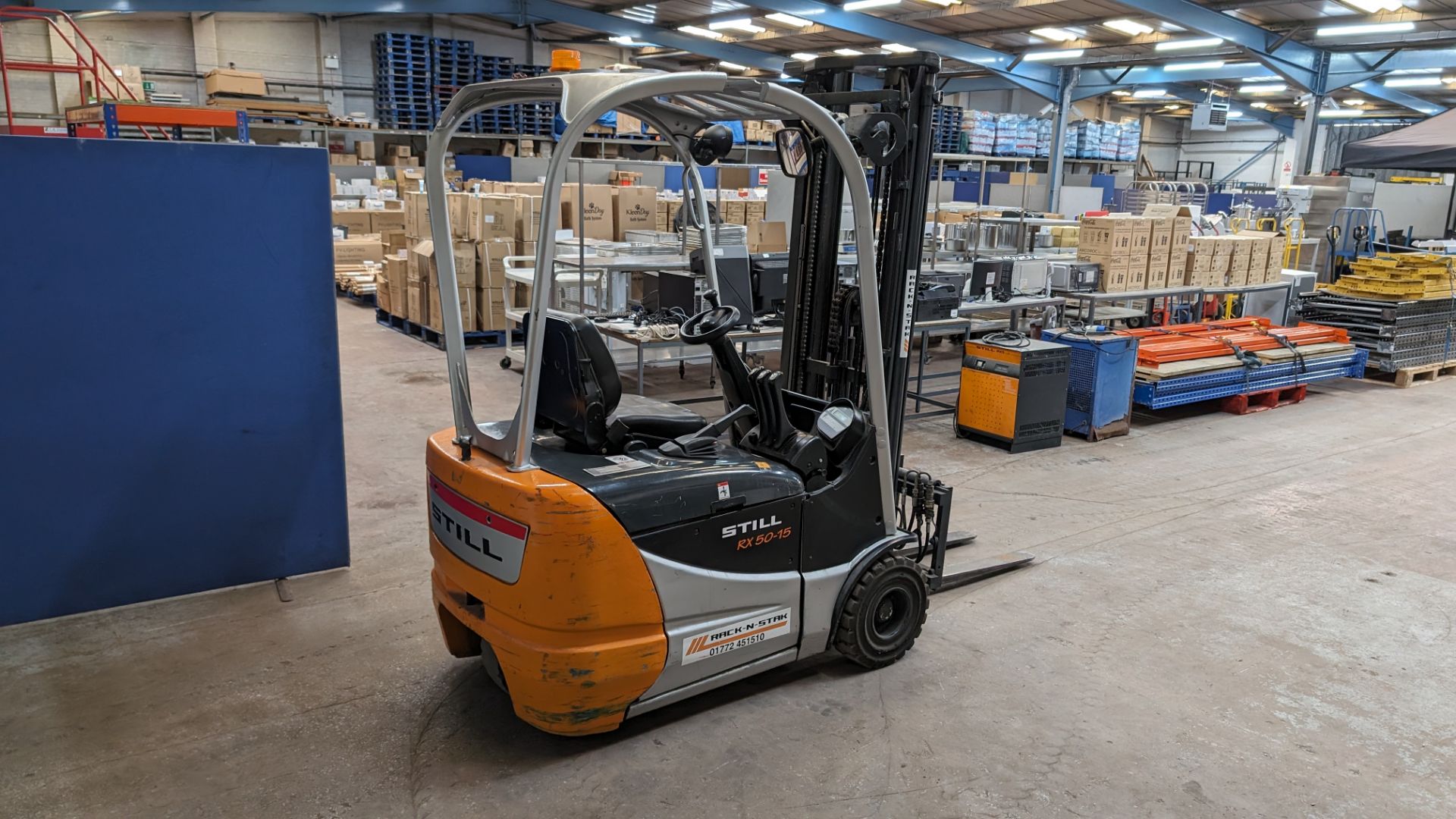 Still model RX-5015 3-wheel electric forklift truck with sideshift, 1.5 tonne capacity, including St - Bild 15 aus 18