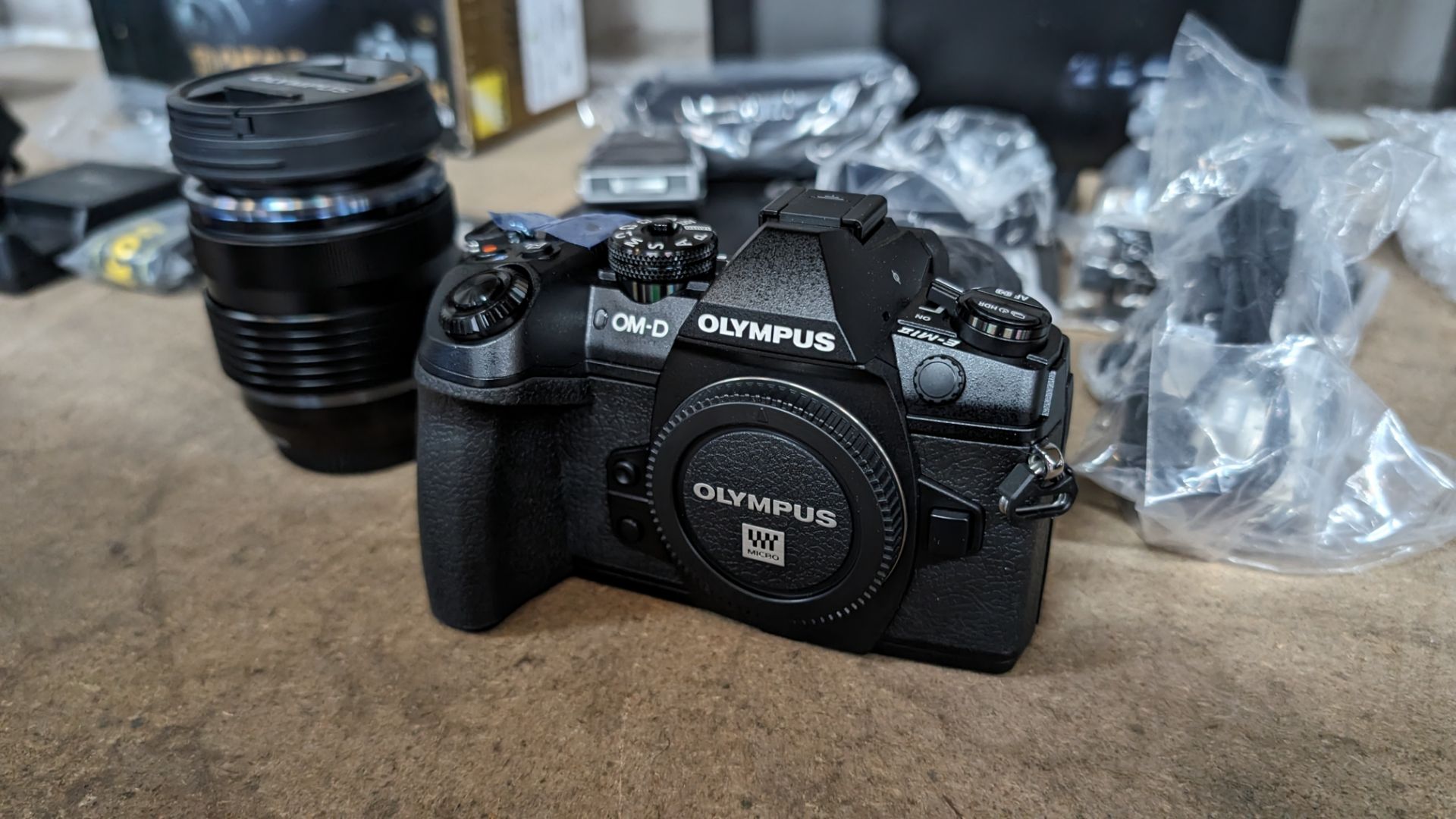 Olympus OM-D E-M1 Mark II micro camera kit, including camera body, strap, battery, charger, USB cabl - Image 3 of 15