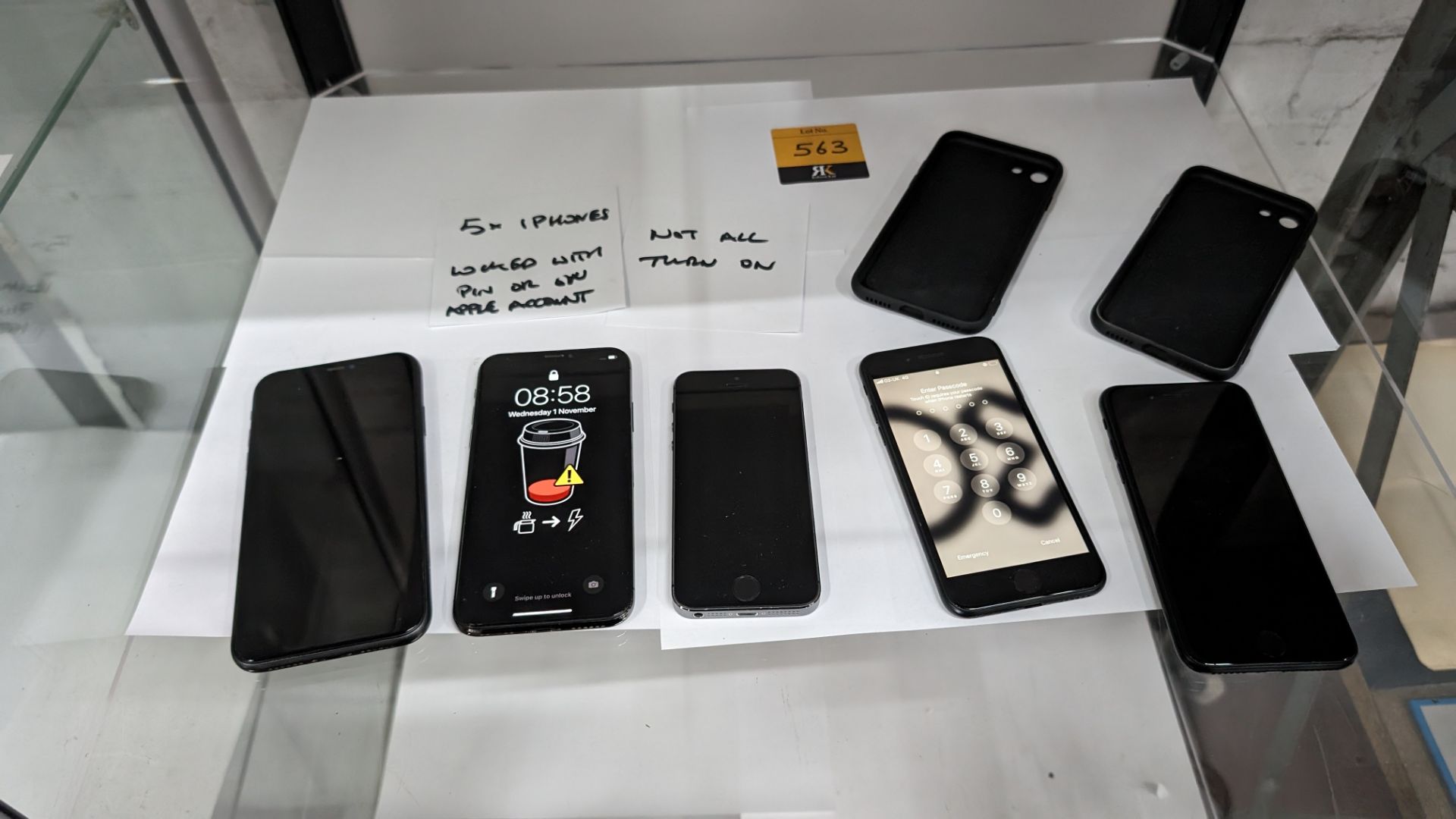 5 off assorted iPhones - these all belonged to a company in Liquidation. However, they are all lock - Image 2 of 13