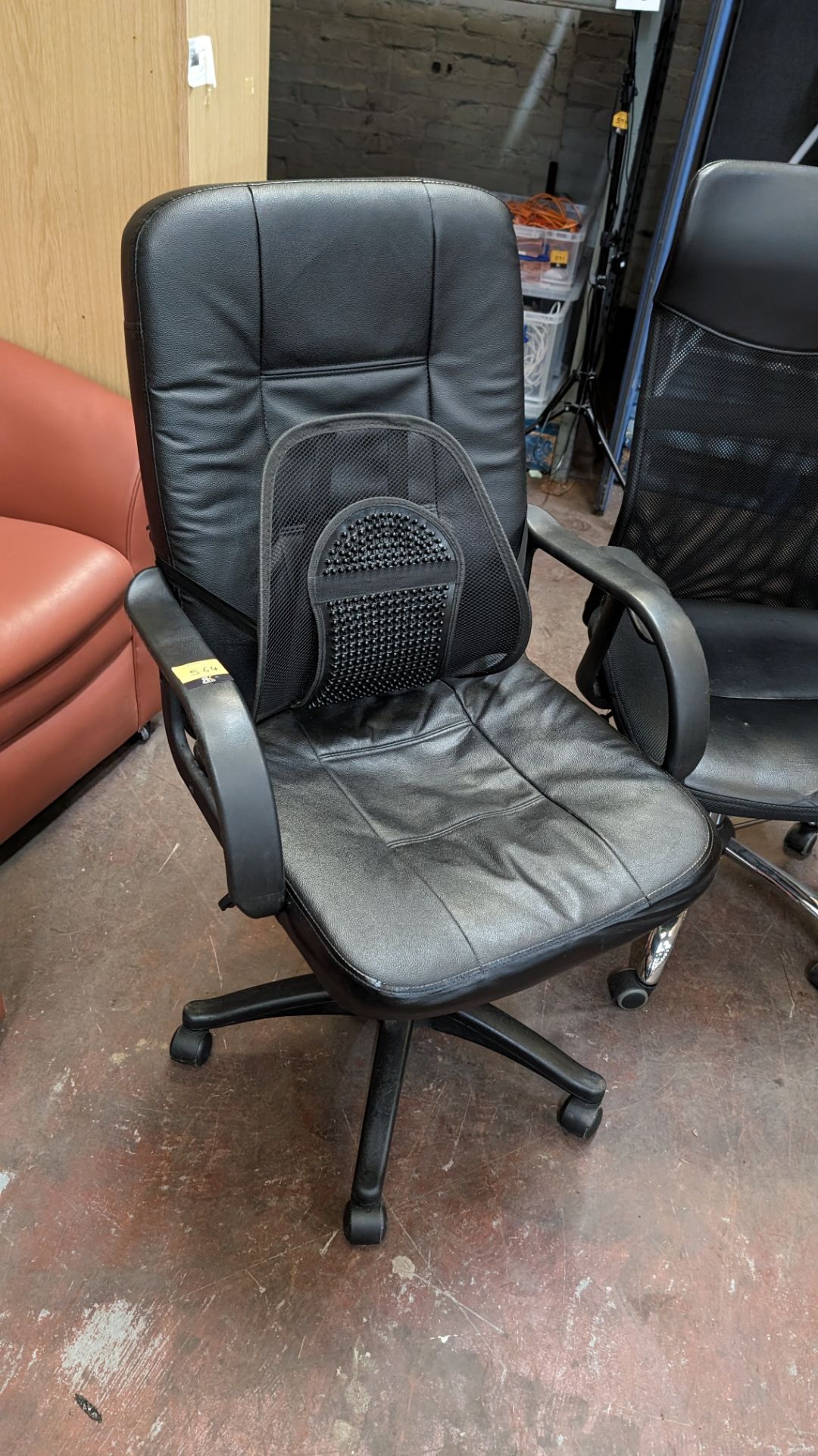 2 off assorted black high back chairs - Image 3 of 5