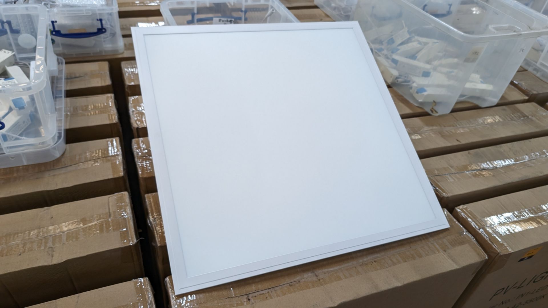 20 off Elegance Premium Eco 595mm x 595mm LED lighting panels. 5500k. 28/36w input power. 36w dr - Image 6 of 16