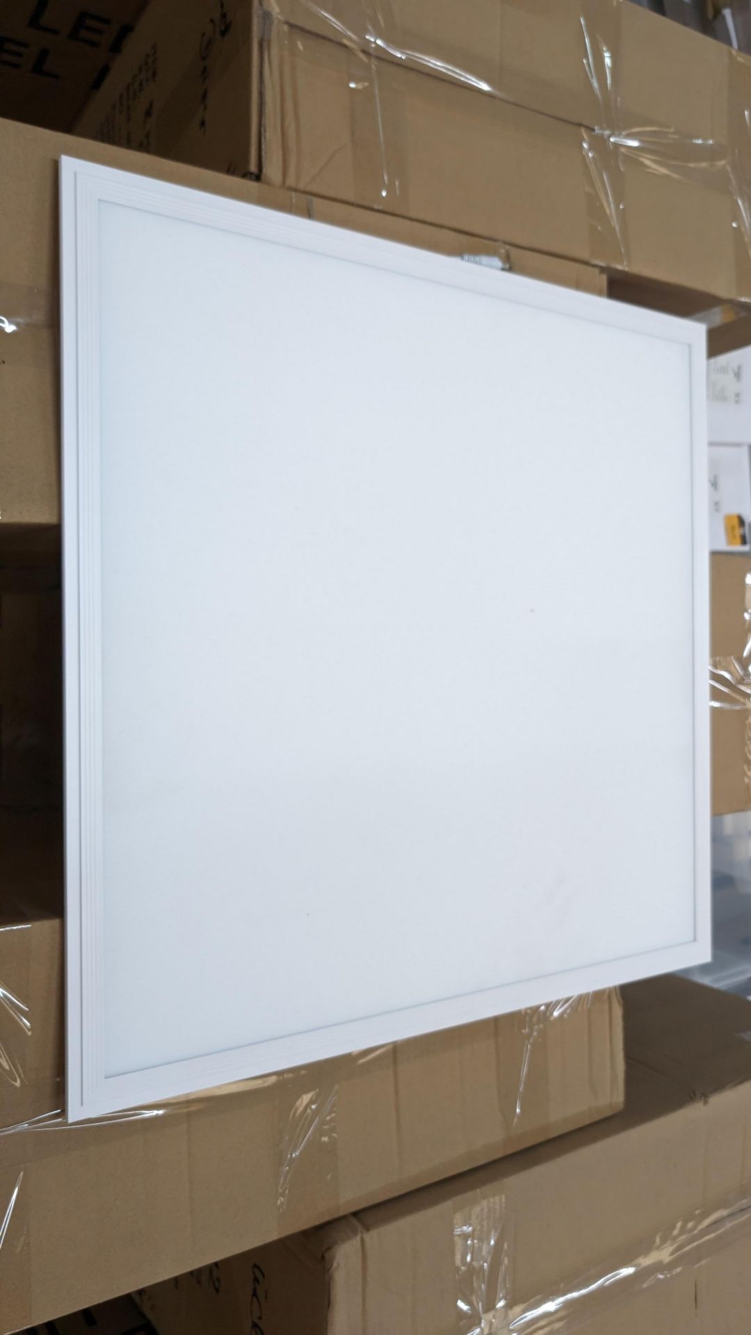 60 off 595mm x 595mm 4000k 45w LED lighting panel, each including driver. This lot comprises 5 cart - Image 5 of 7