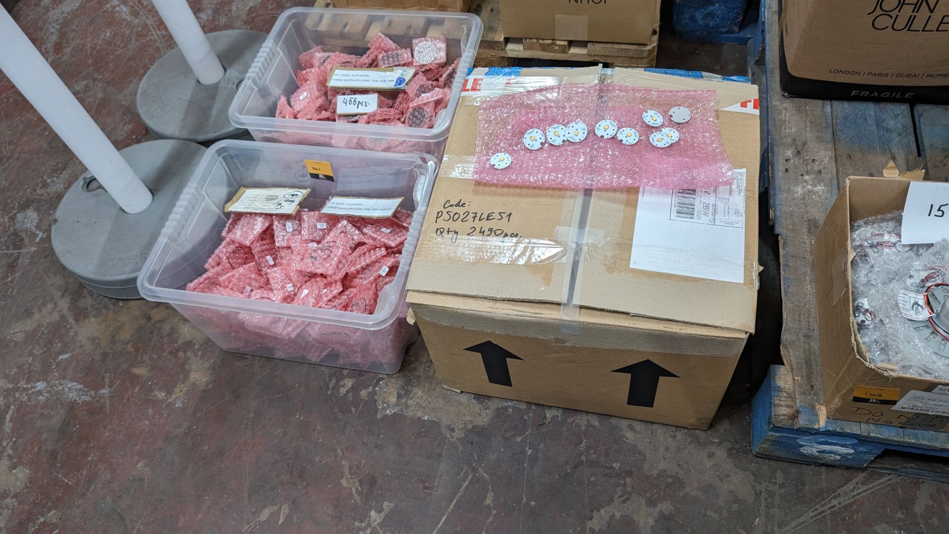 The contents of 3 boxes/crates of LED components - Image 17 of 18