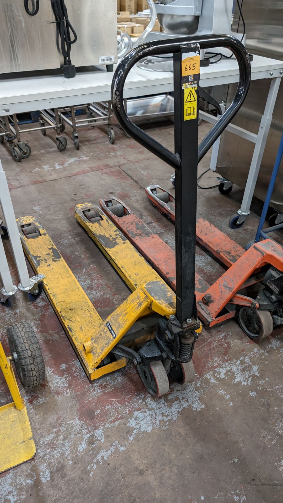 Euro pallet truck, 2,500kg - Image 2 of 4