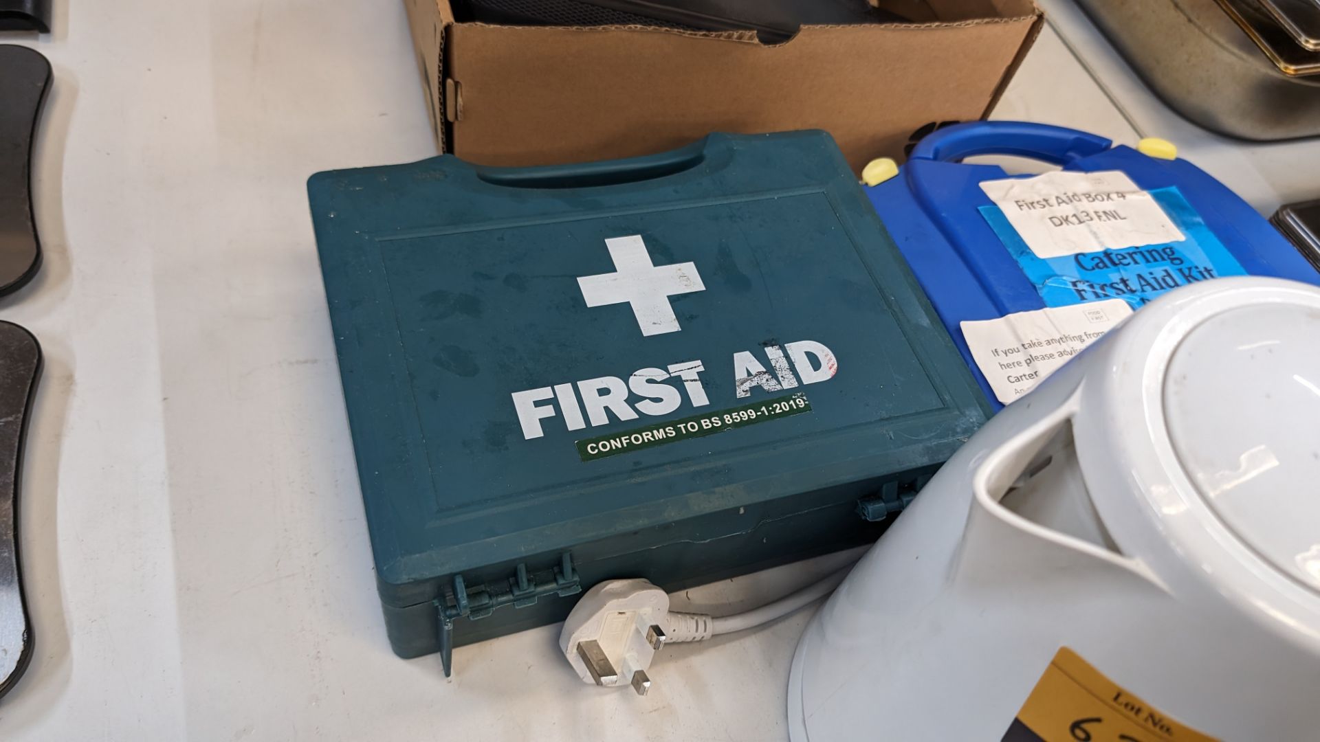 Mixed lot comprising kettle, first aid equipment and pair of shoes for crews (UK size 10) - Image 4 of 7