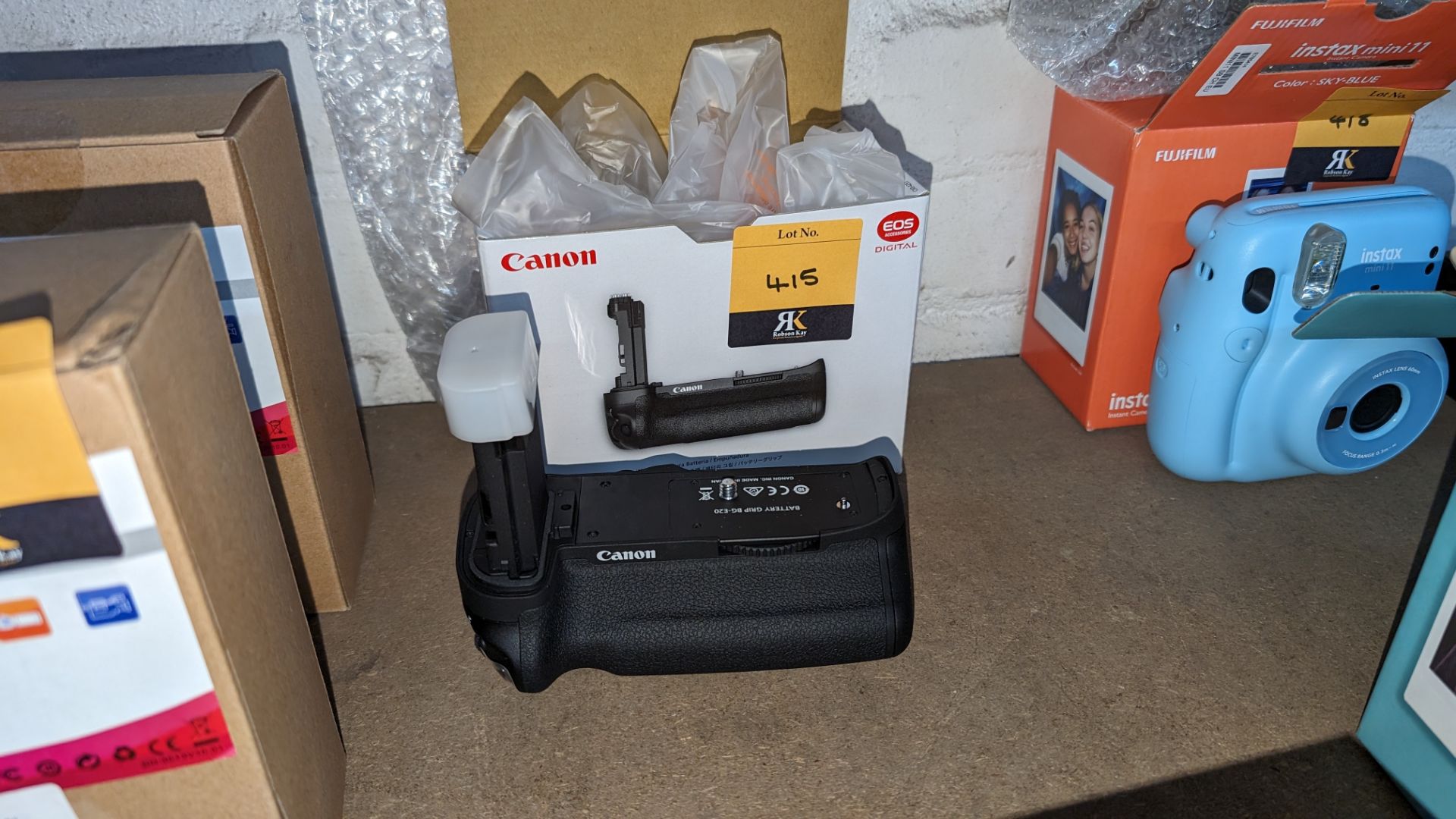 Canon model BG-E20 battery grip - Bild 3 aus 6