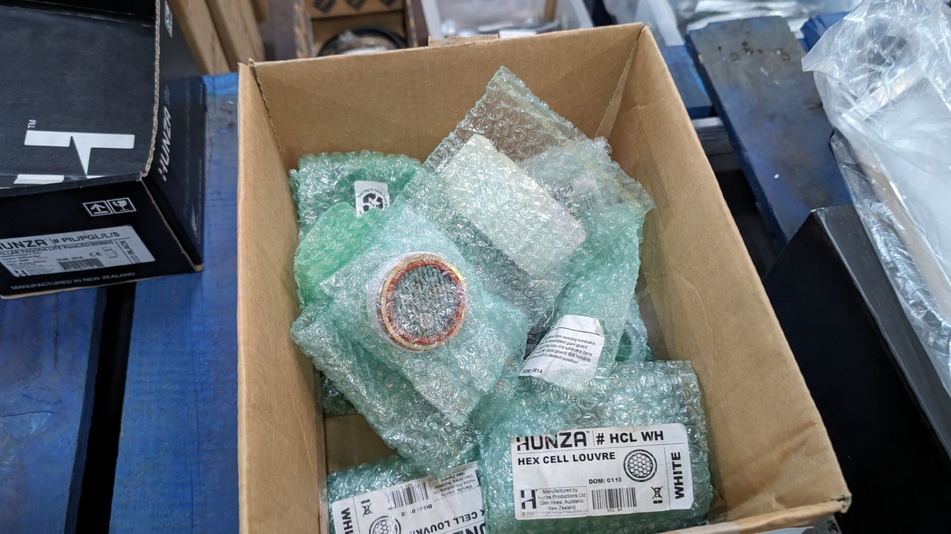 Quantity of Hunza Hex Cell louvres and glare guards - 6 individually boxed items and 1 box of 9 addi - Image 8 of 9