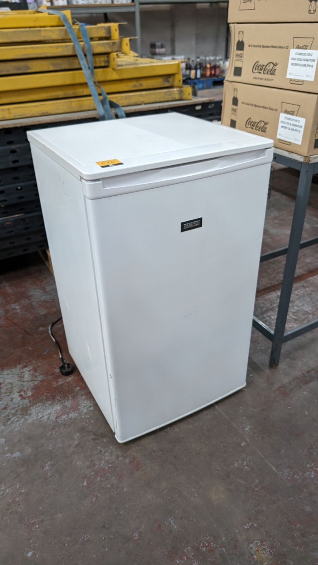 Zanussi undercounter domestic freezer - Image 2 of 4