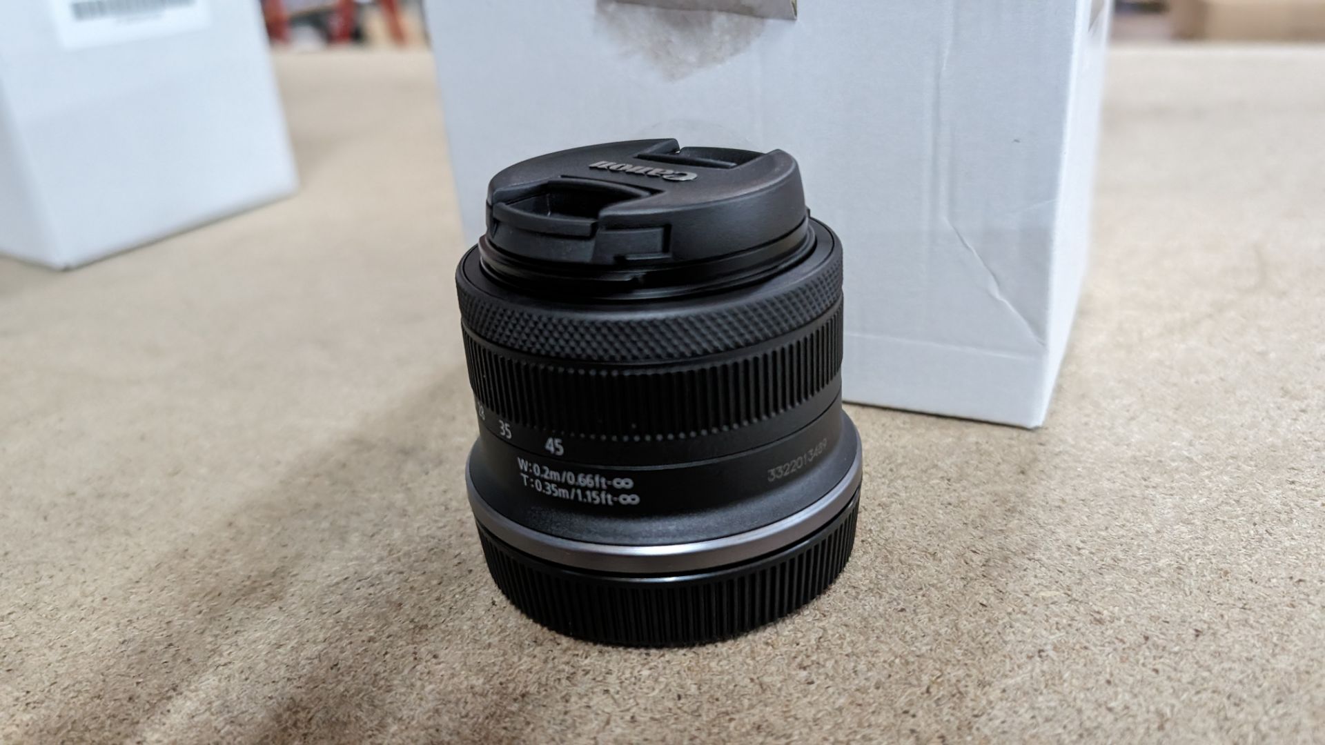 Canon RF-S lens, 18-45mm, f/4.5-6.3 IS STM - Bild 4 aus 6