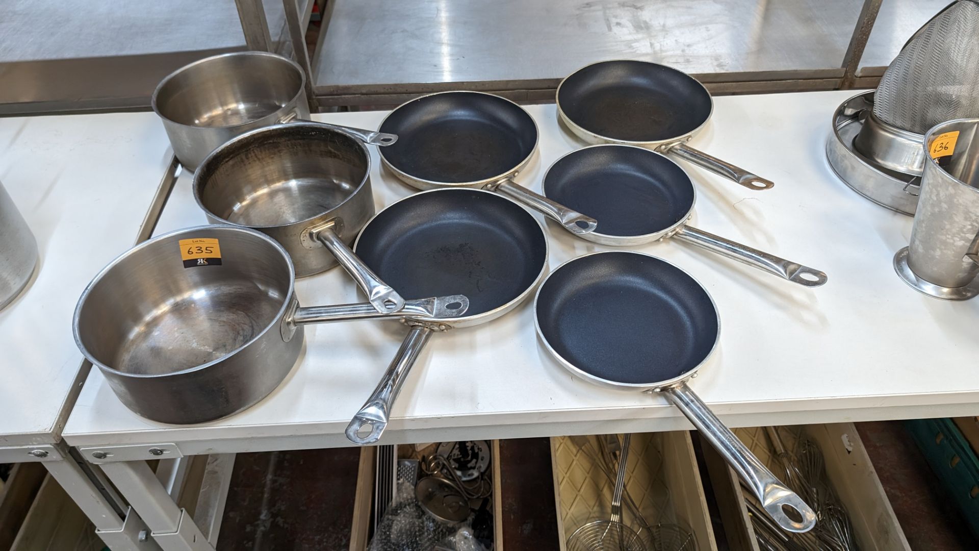 8 assorted saute pans and similar - Image 2 of 8