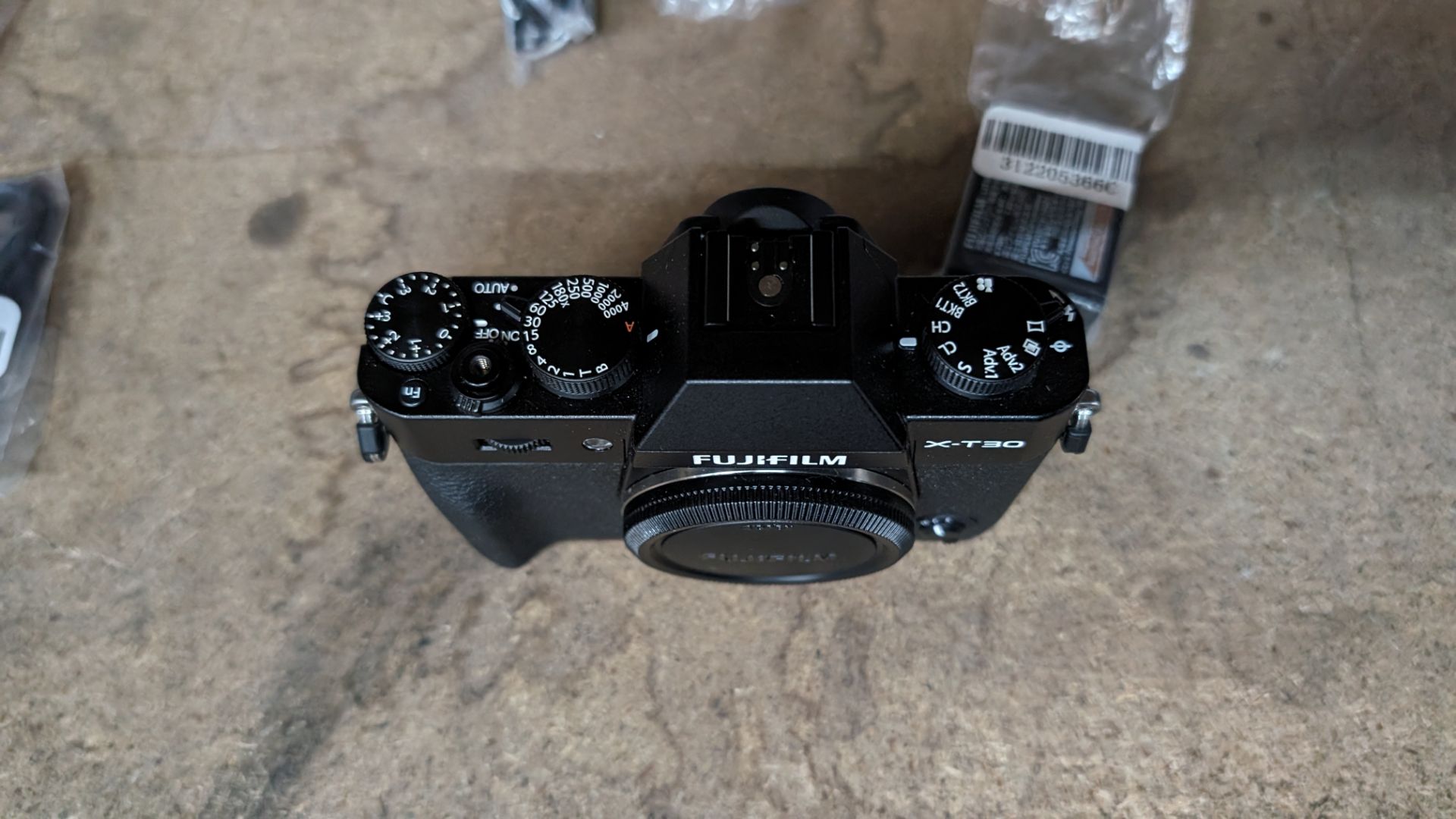 Fujifilm X-T30 II camera, including battery, cables, strap and more. NB: no lens - Image 5 of 13