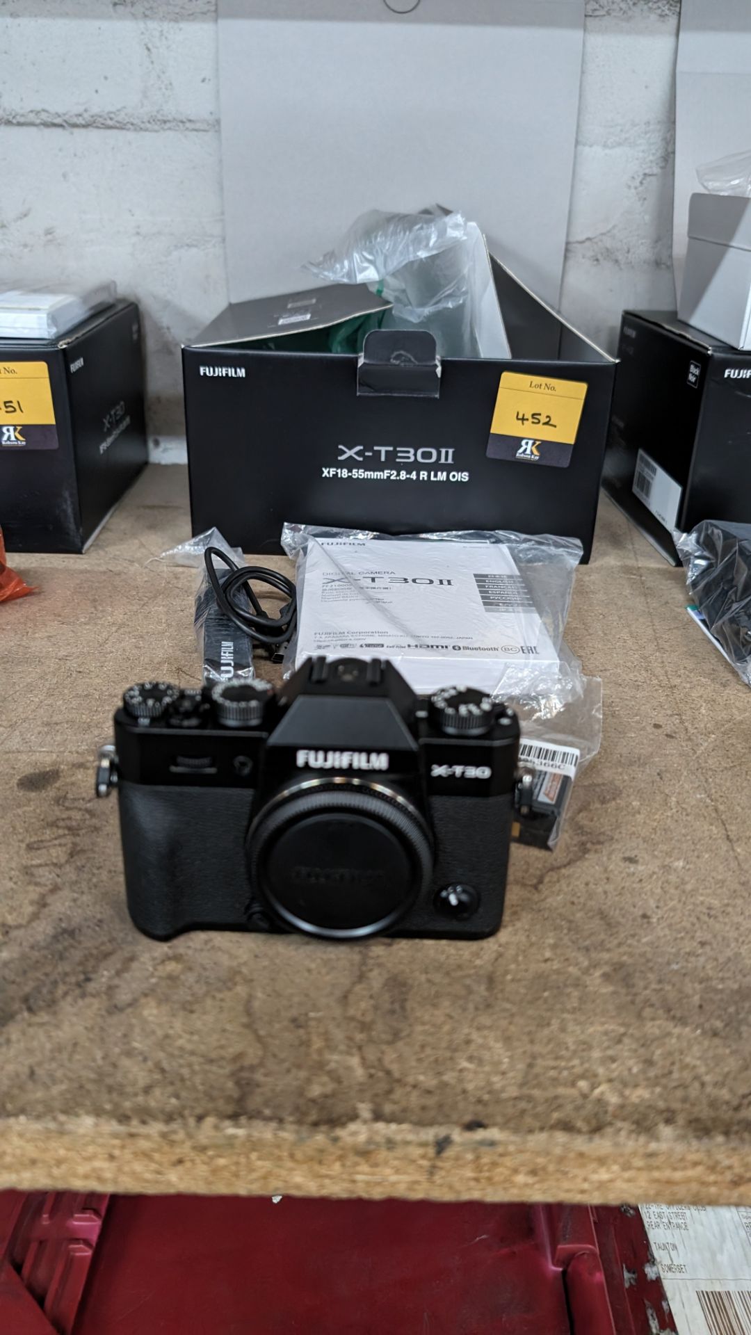 Fujifilm X-T30 II camera, including battery, cables, strap and more. NB: no lens - Image 13 of 13