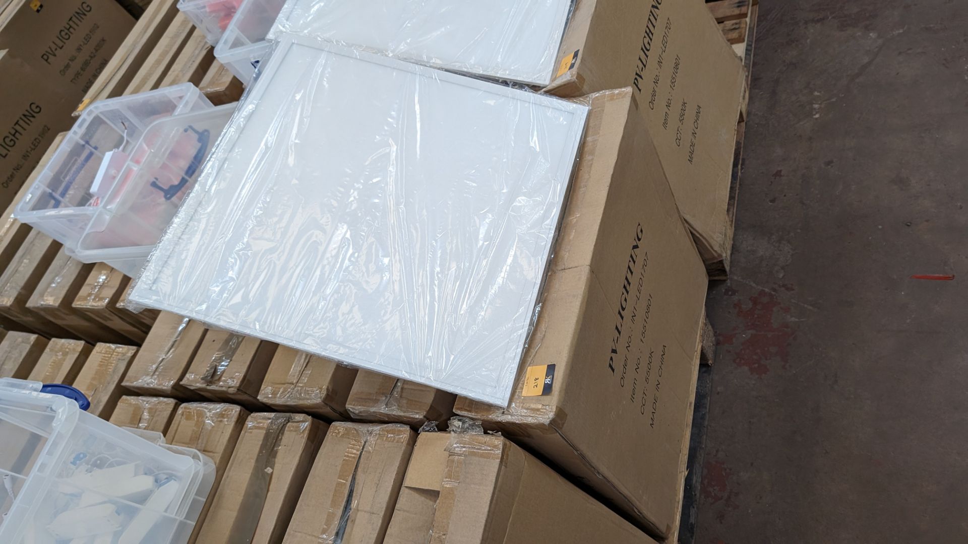 20 off 595mm x 595mm 32/36w 5500k 4320 lumens cold white LED lighting panels. This lot comprises 5 - Image 2 of 7