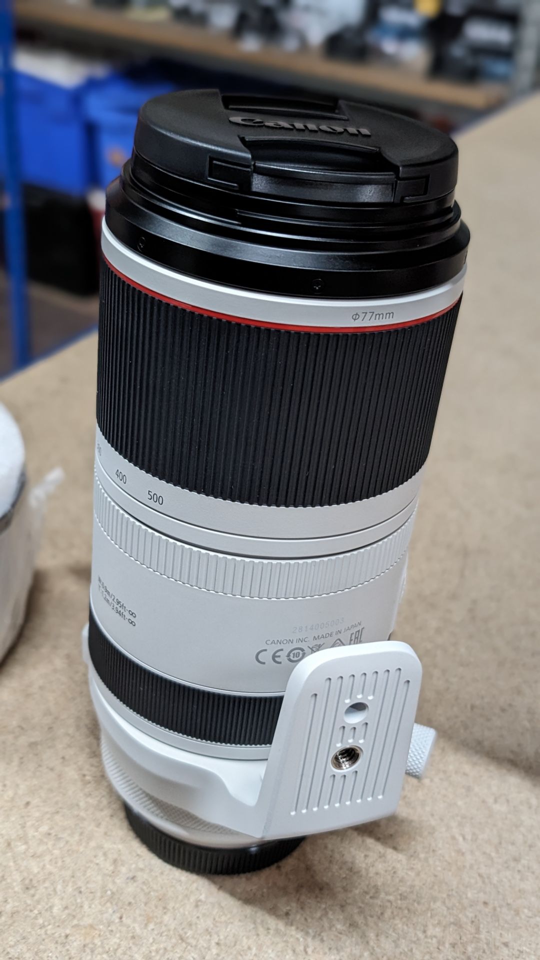 Canon RF 100-500mm lens, f4.5/7.1 L IS USM, including soft carry case and strap - Image 5 of 28