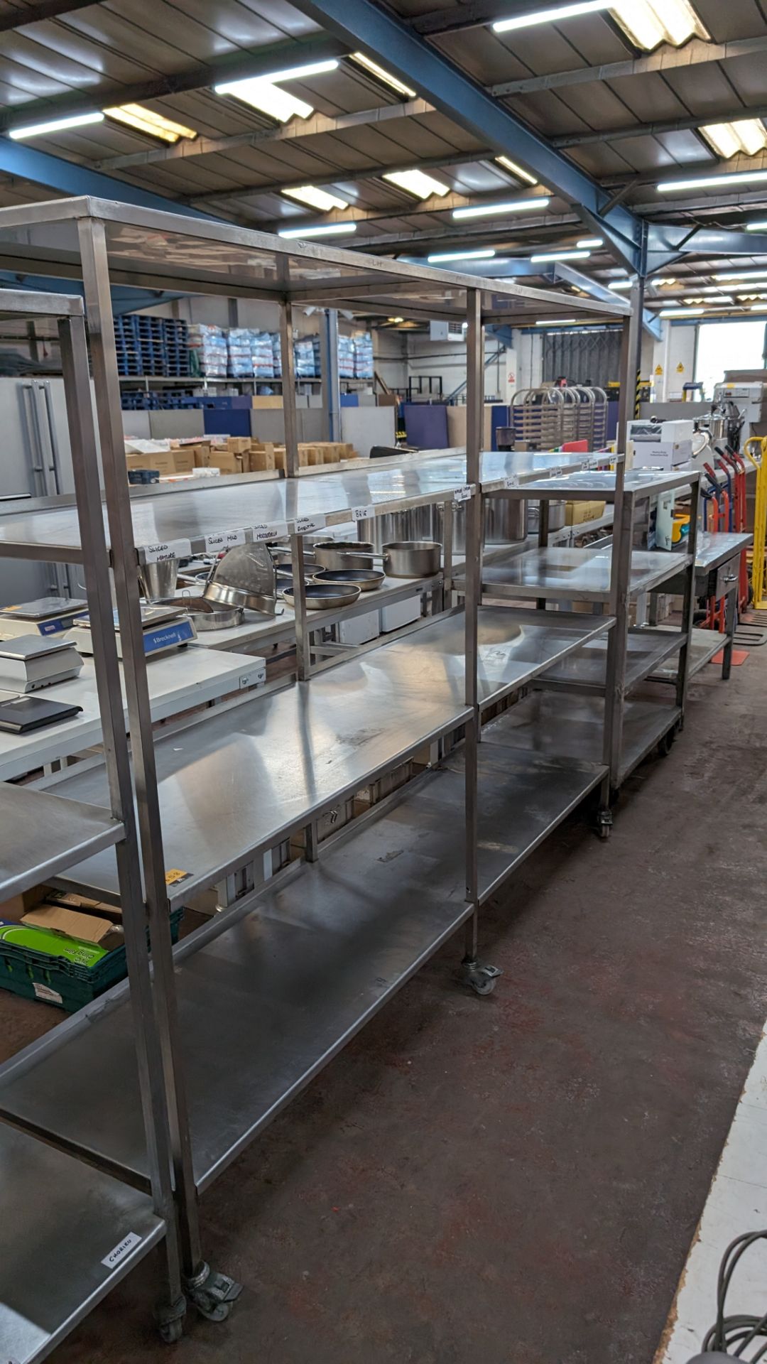 Large stainless steel 4-tier mobile shelving unit with max dimensions of approximately 2,450mm x 580 - Image 2 of 4