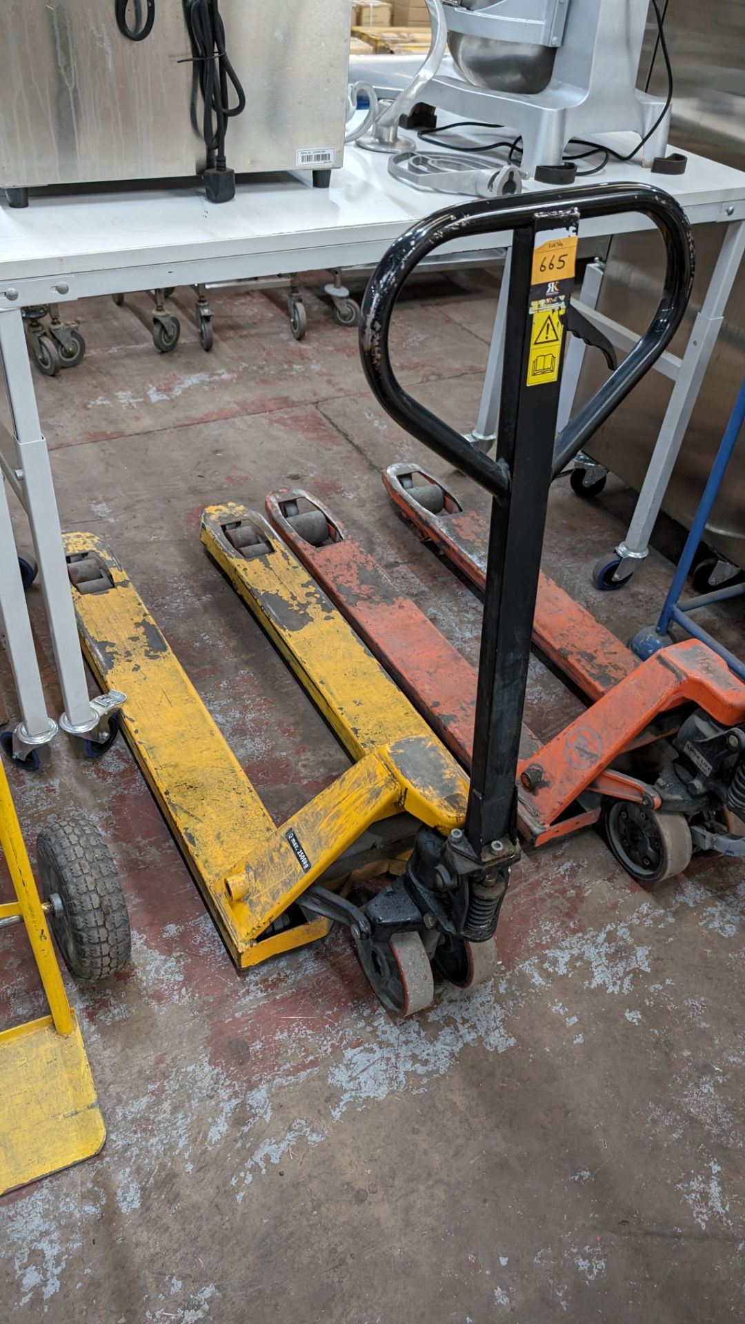 Euro pallet truck, 2,500kg