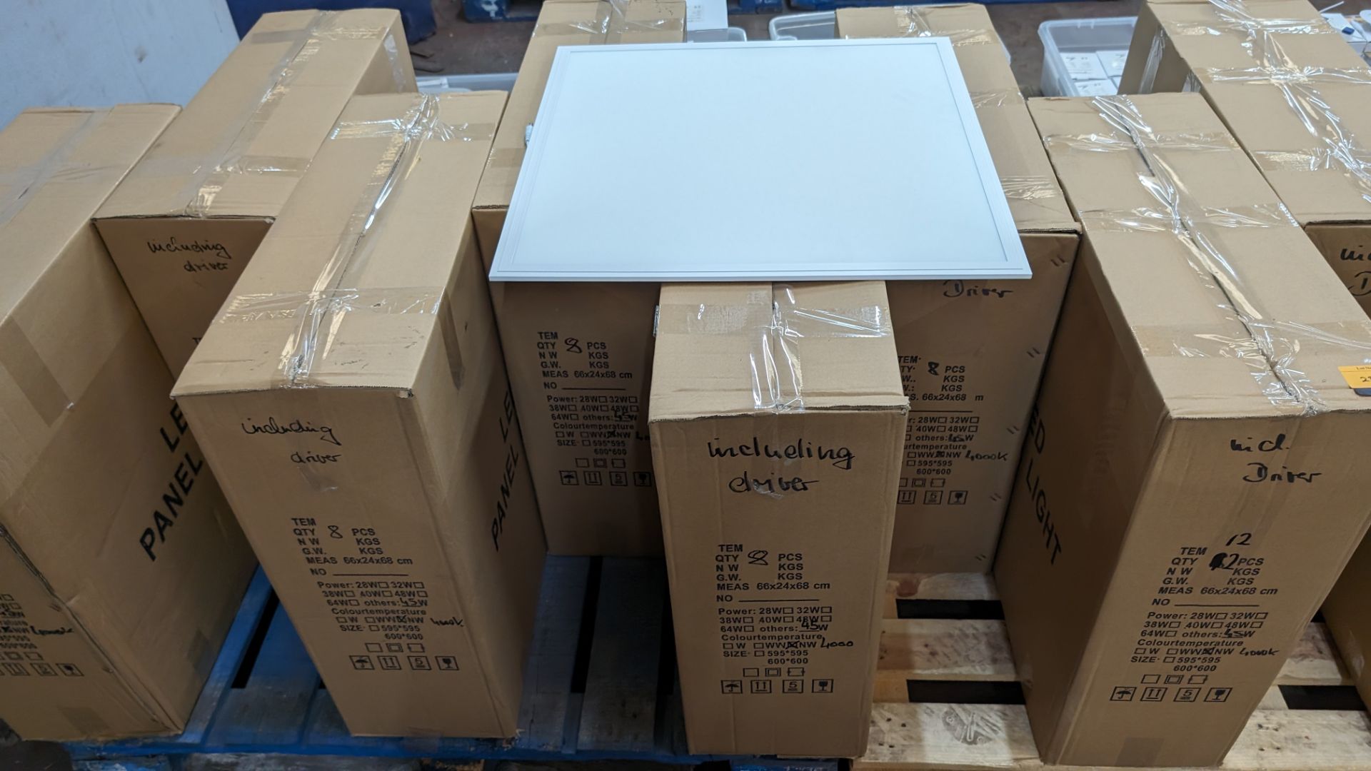 24 off 595mm x 595mm 4000k 45w LED lighting panel, each including driver. This lot comprises 3 cart - Image 2 of 5
