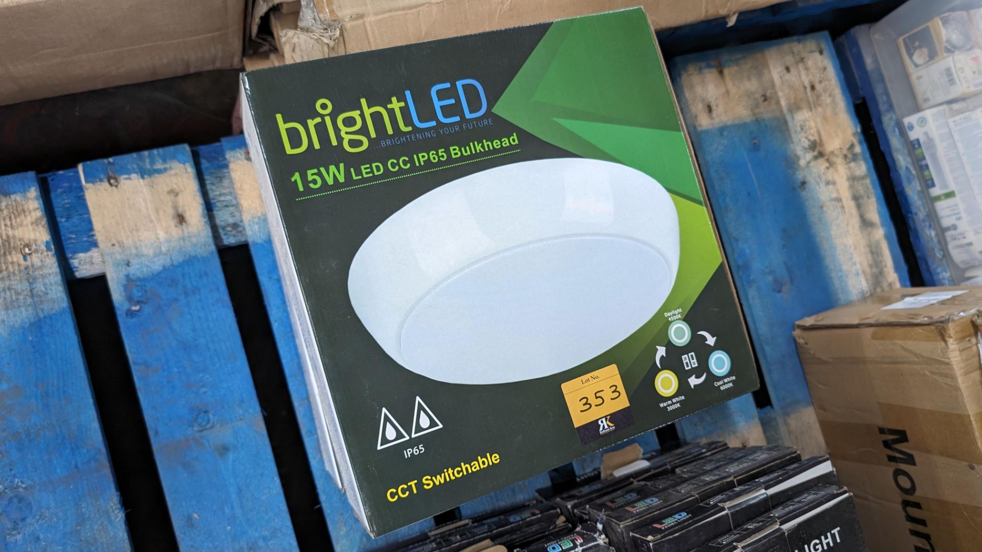 2 off large bright LED 15w IP65 bulk heads - Image 2 of 3