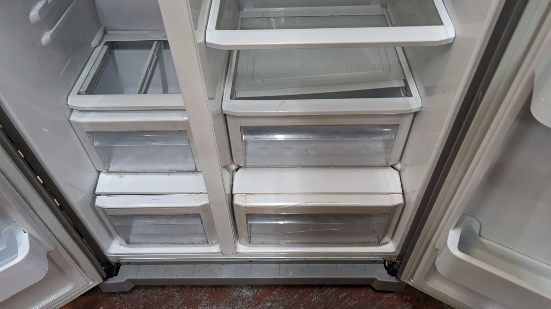 Samsung American Style silver fridge/freezer model RSA1NTPE - Bild 10 aus 13