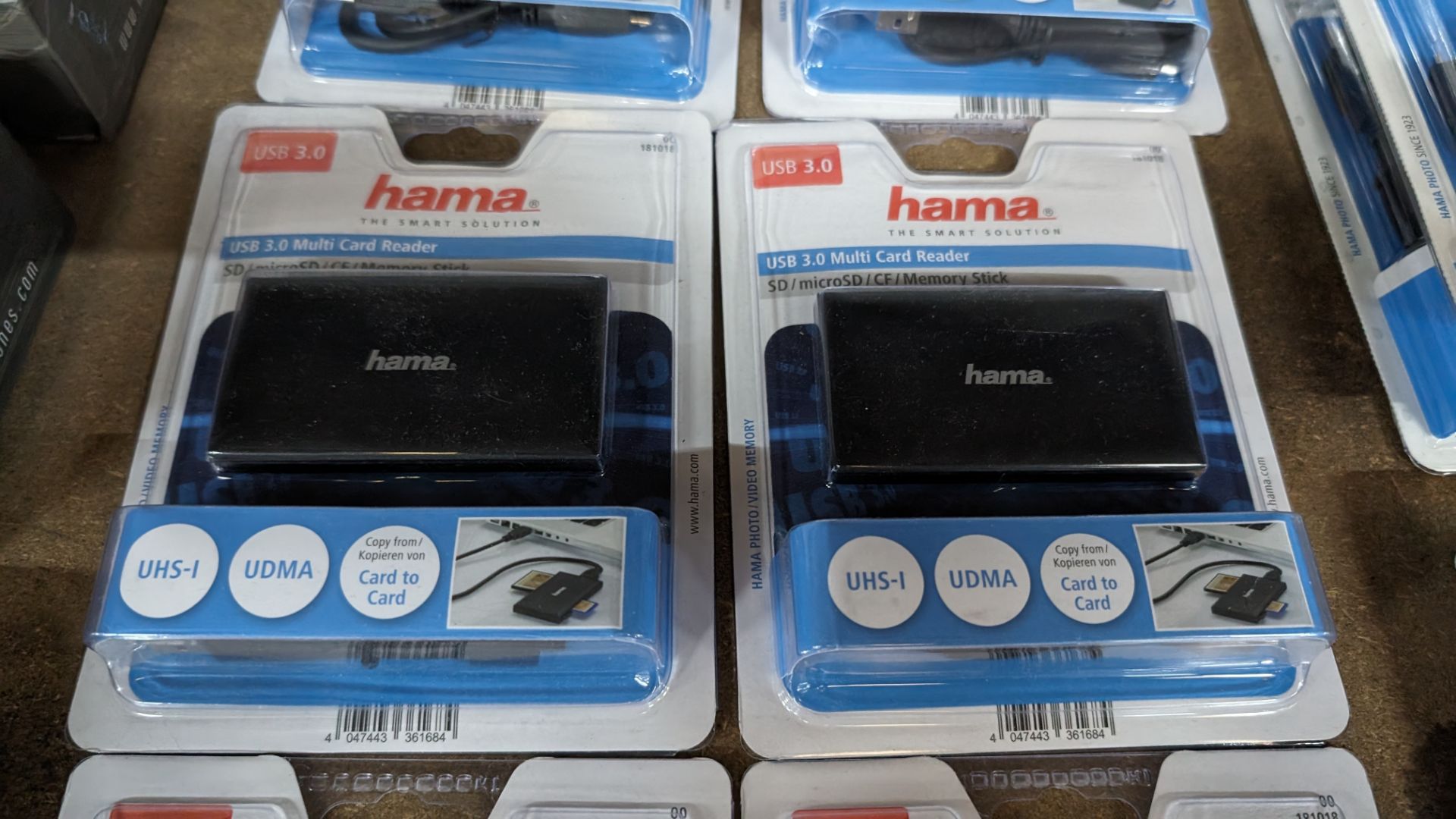6 off Hama USB 3.0 multicard readers plus 1 off Hama camera carrying strap - Image 4 of 6