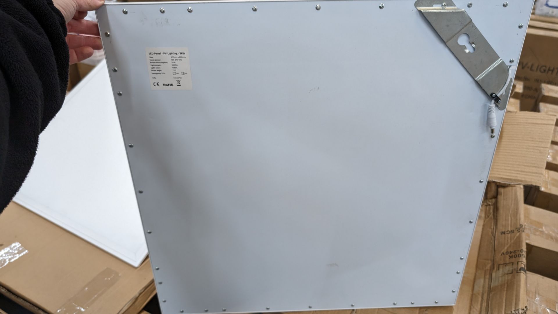 18 off 600mm x 600mm 36w 4500k 4320 lumens LED lighting panels. 36w drivers. This lot comprises 4 - Image 10 of 16