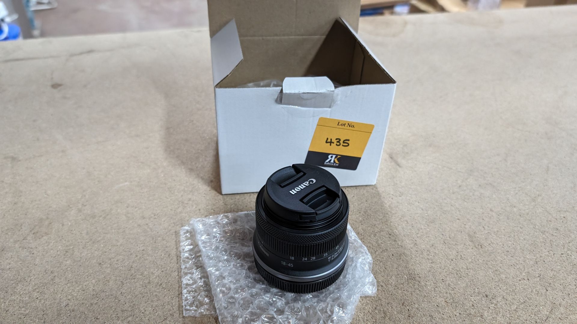 Canon RF-S lens, 18-45mm, f/4.5-6.3 IS STM