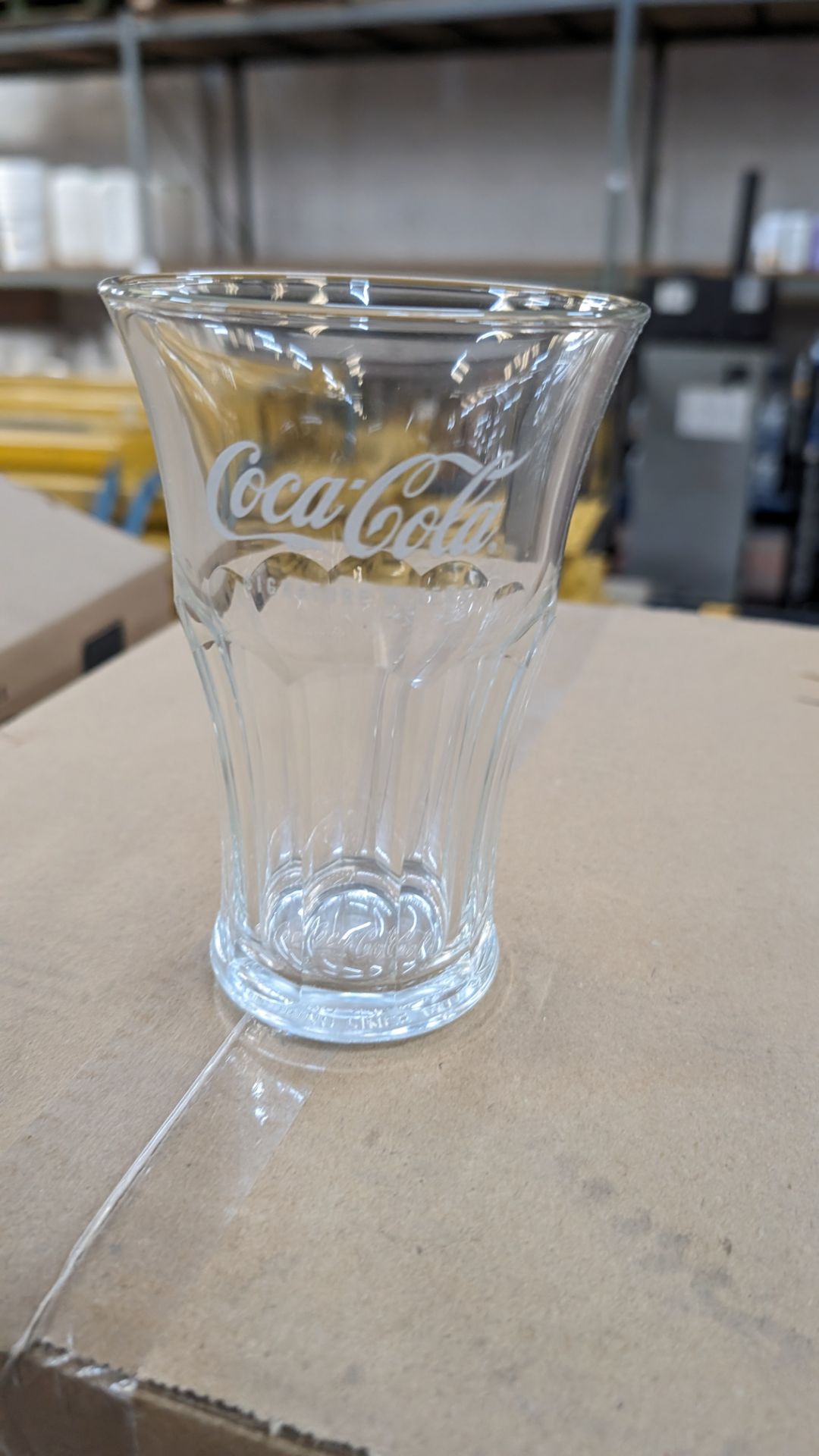 72 off Coca Cola 40cl Signature mixers glasses - 6 cartons - Bild 4 aus 5