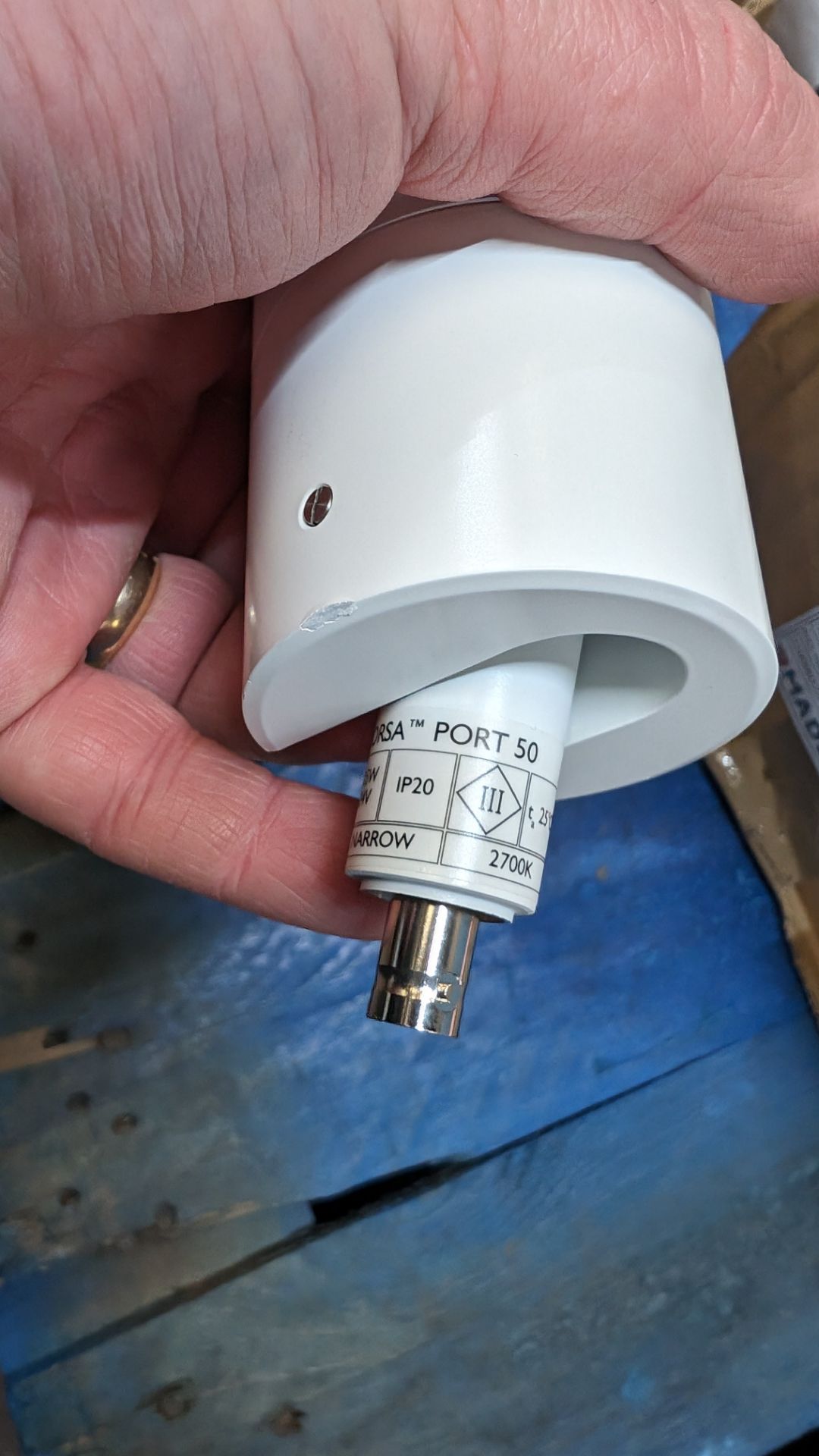 13 off Vorsa Port50 IP20 LED white spot lamps for use with tracking systems - tracking fitting requi - Image 3 of 7