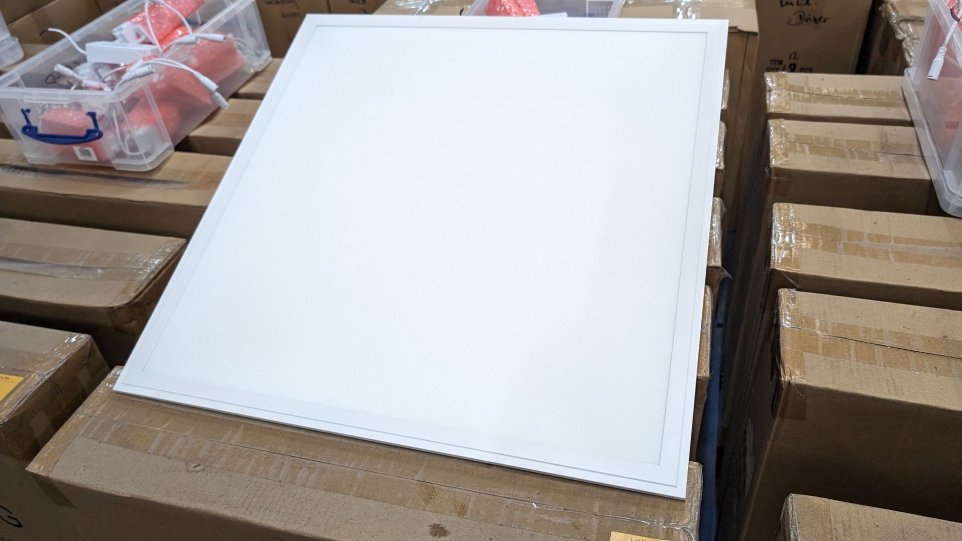 20 off Elegance Premium Eco 595mm x 595mm LED lighting panels. 4000k. 28/36w input power. 36w dri - Image 6 of 14