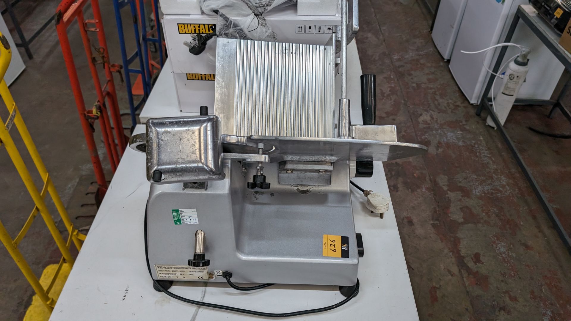 Semi-automatic meat slicer model WED-B250B-2 - Image 6 of 9