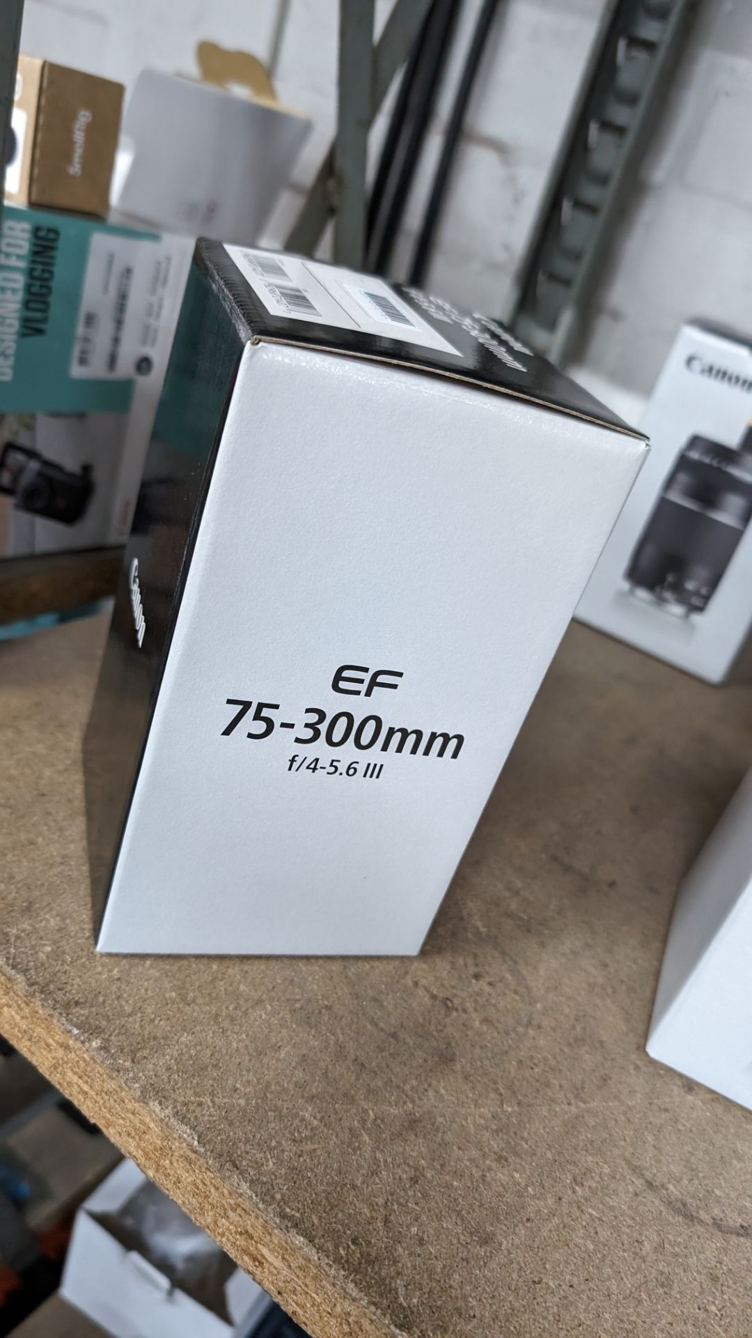 Canon EF 75-300mm lens, f/4-5.6 III - Image 5 of 8