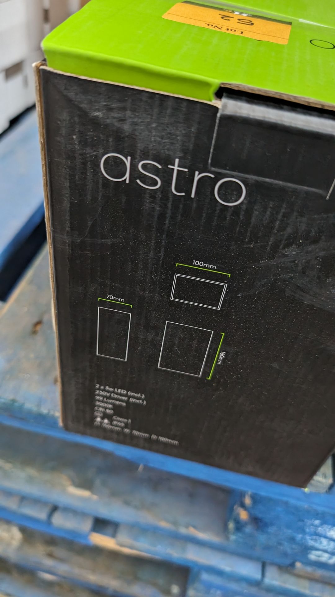 3 off Astro white Oslo 160 LED 3000k wall lights - Bild 4 aus 5