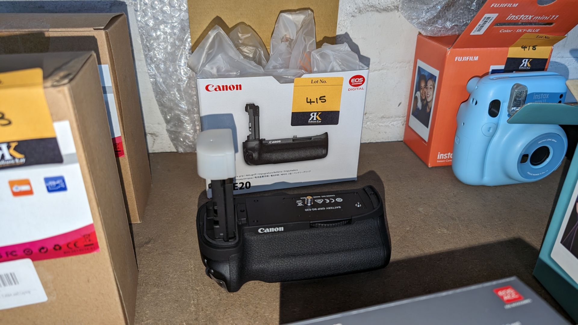 Canon model BG-E20 battery grip