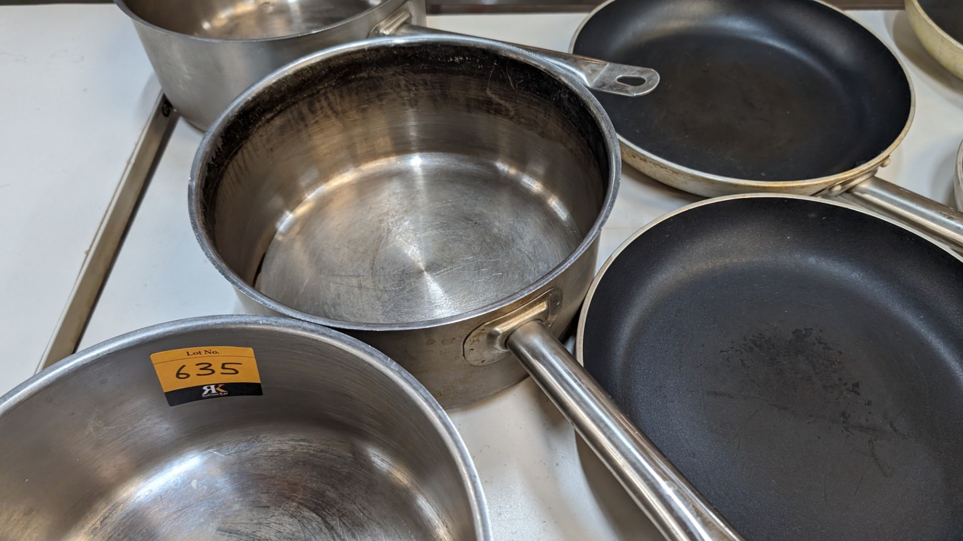 8 assorted saute pans and similar - Image 4 of 8